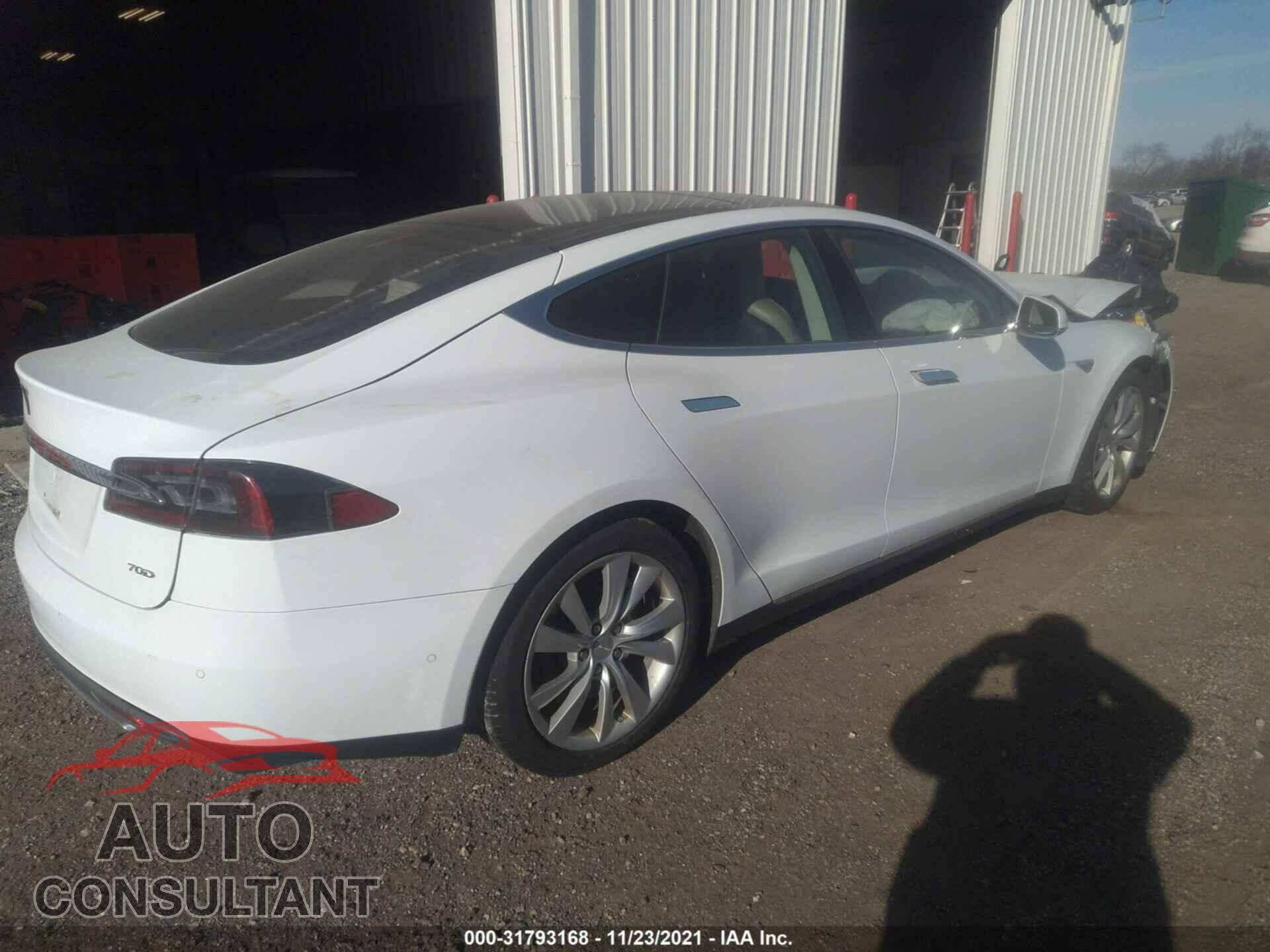 TESLA MODEL S 2016 - 5YJSA1E21GF122397