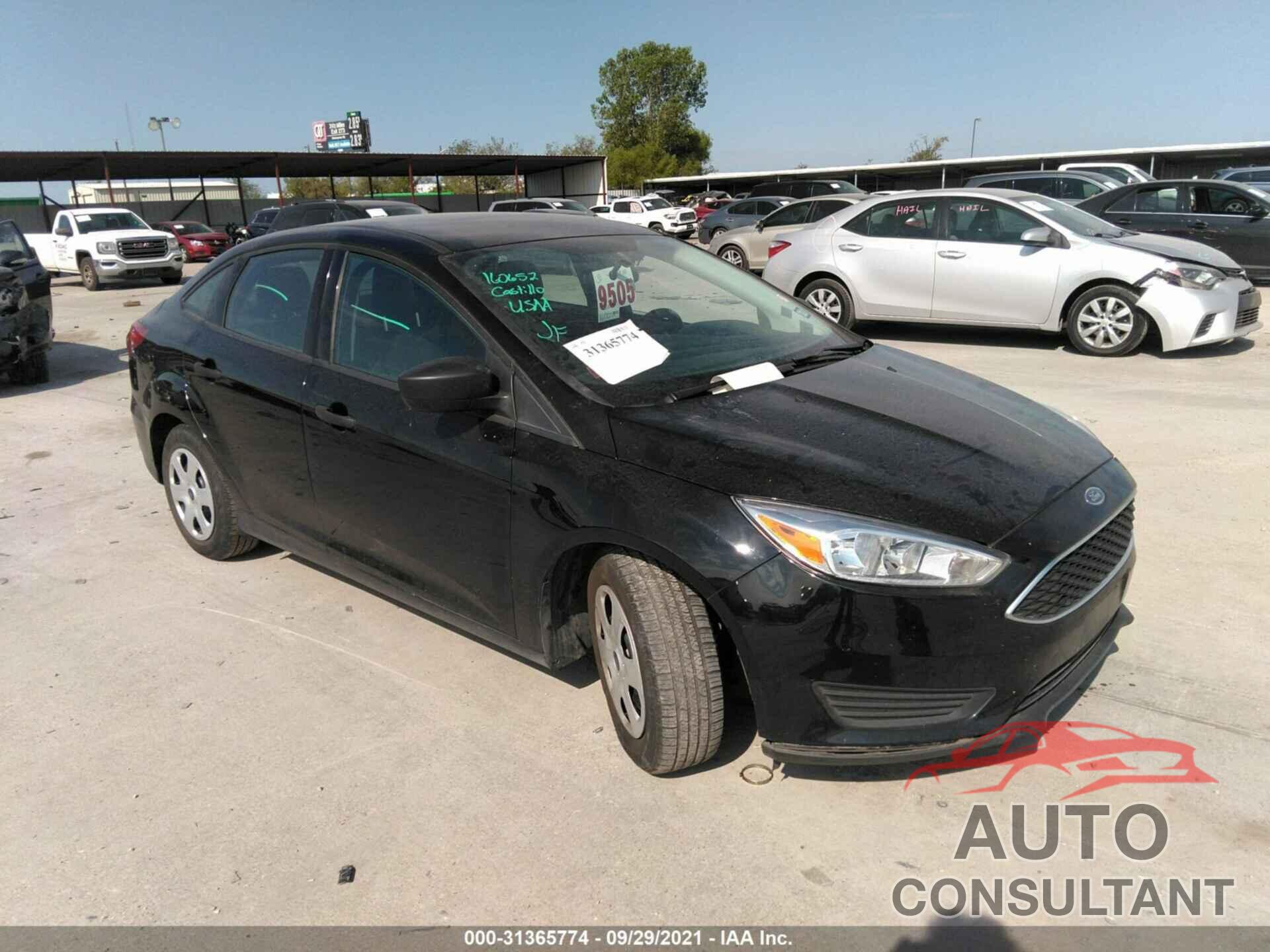 FORD FOCUS 2018 - 1FADP3E29JL290690