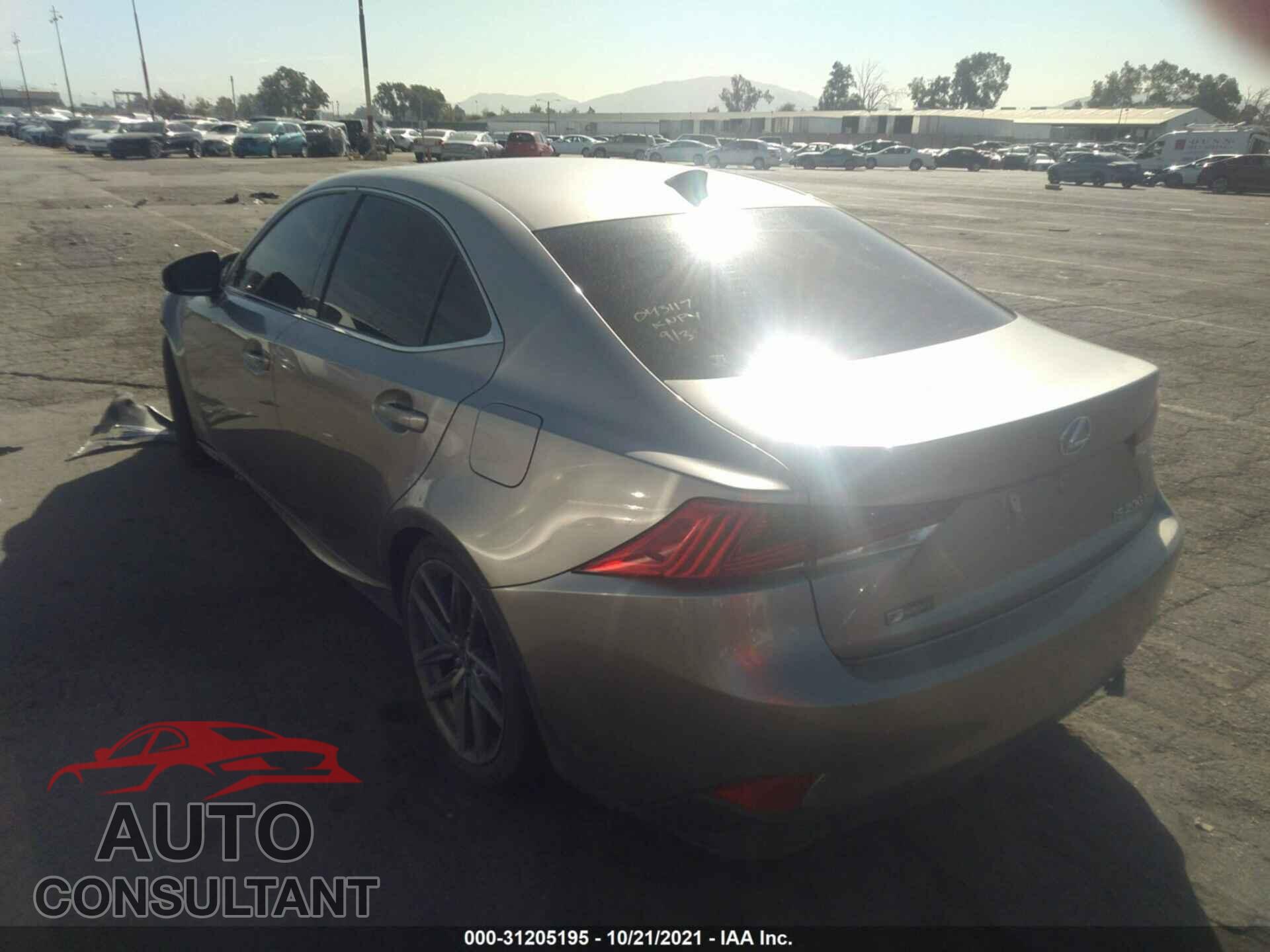 LEXUS IS 2017 - JTHBA1D28H5043117