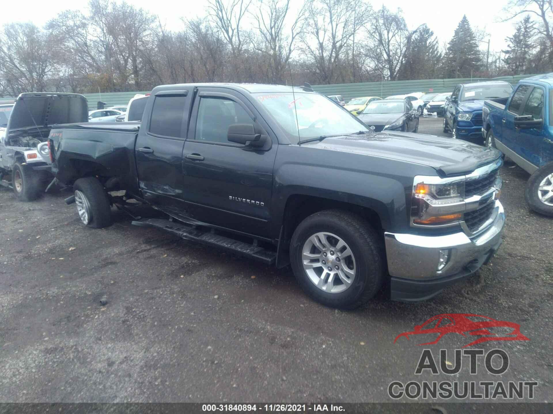 CHEVROLET SILVERADO 1500 2018 - 2GCVKREC0J1111662