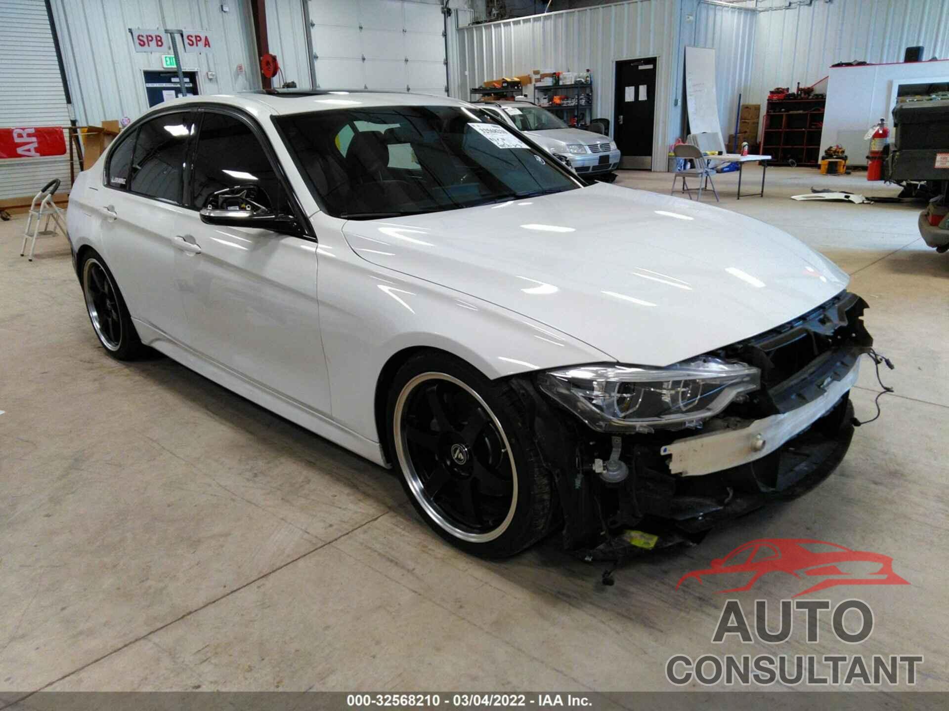 BMW 3 SERIES 2016 - WBA8B7C52GK703110