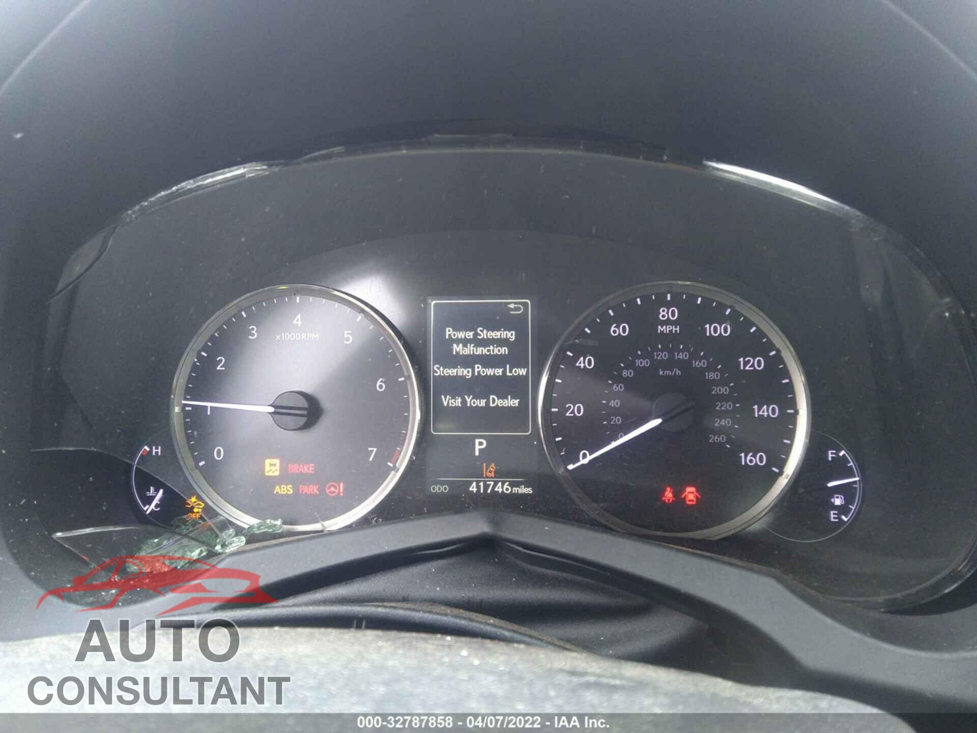 LEXUS IS 2018 - JTHC81D20J5027953