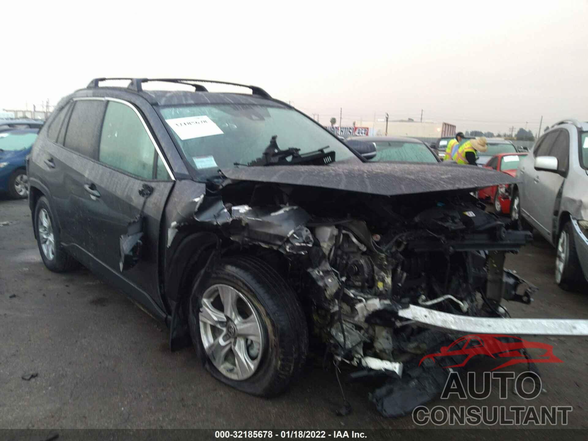 TOYOTA RAV4 2021 - 2T3W1RFV1MC158431