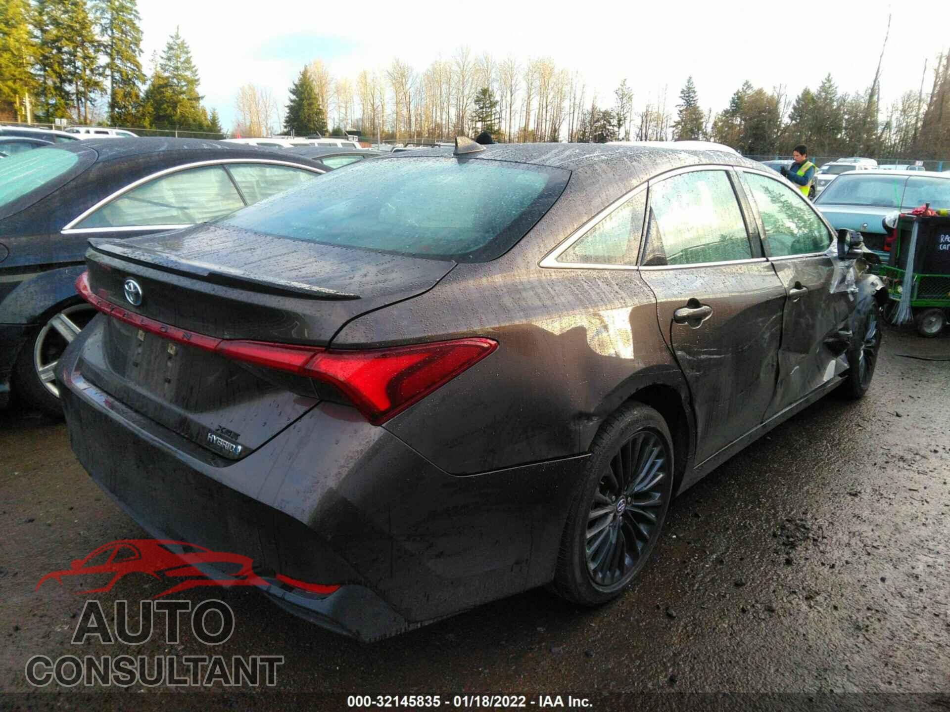 TOYOTA AVALON 2020 - 4T1E21FB2LU016367