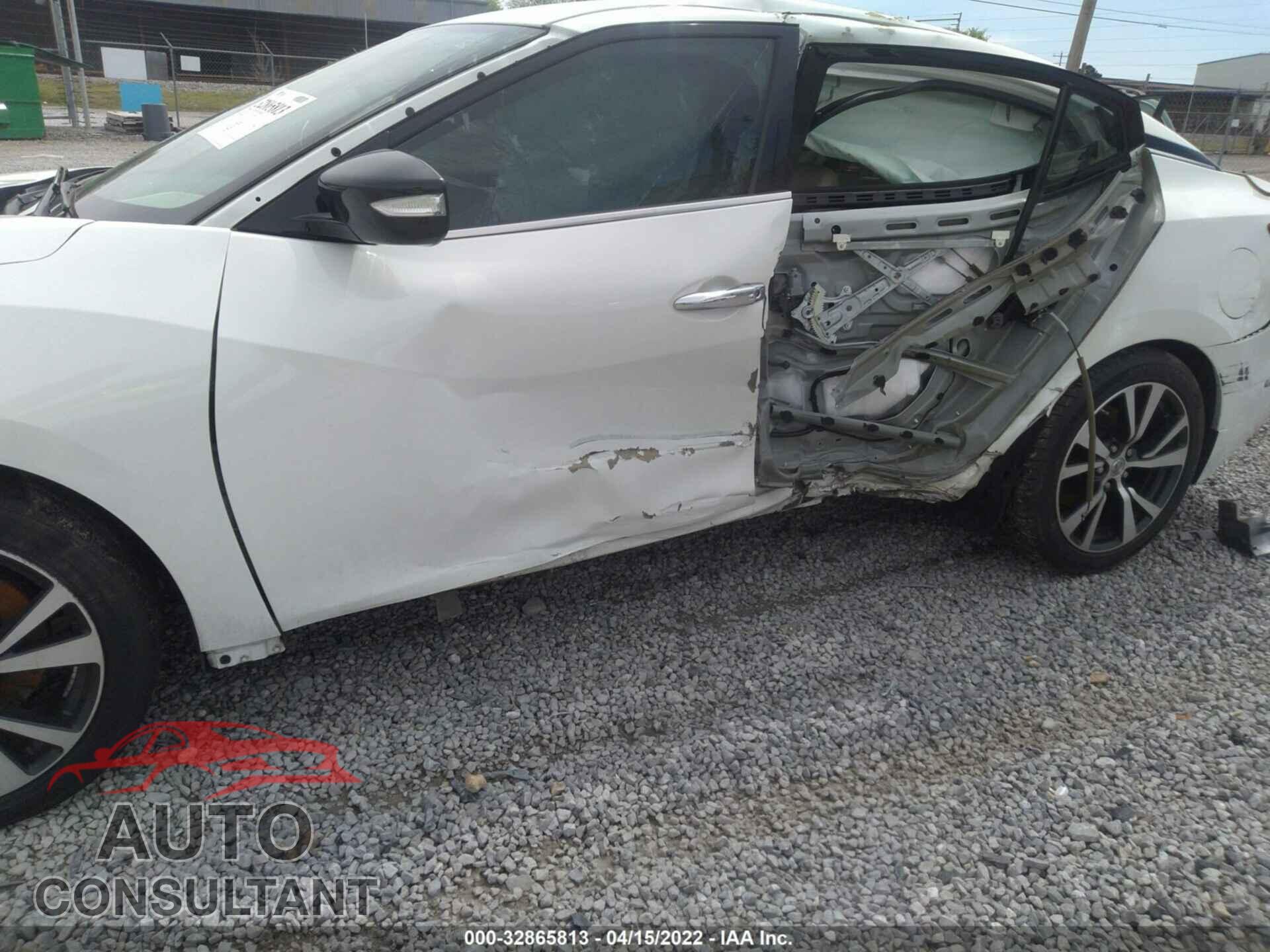 NISSAN MAXIMA 2017 - 1N4AA6AP9HC416533
