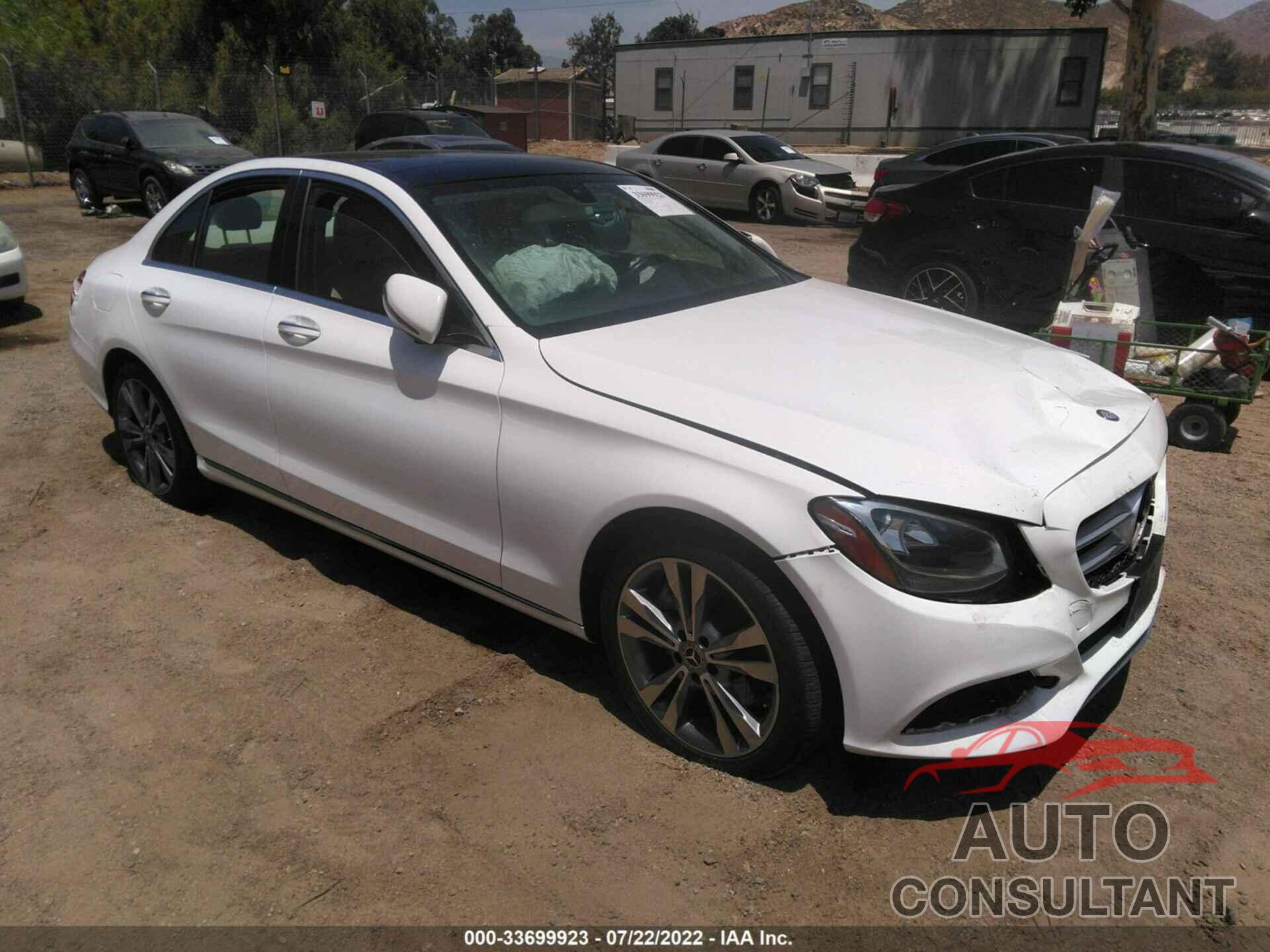 MERCEDES-BENZ C-CLASS 2017 - 55SWF4JB8HU225861