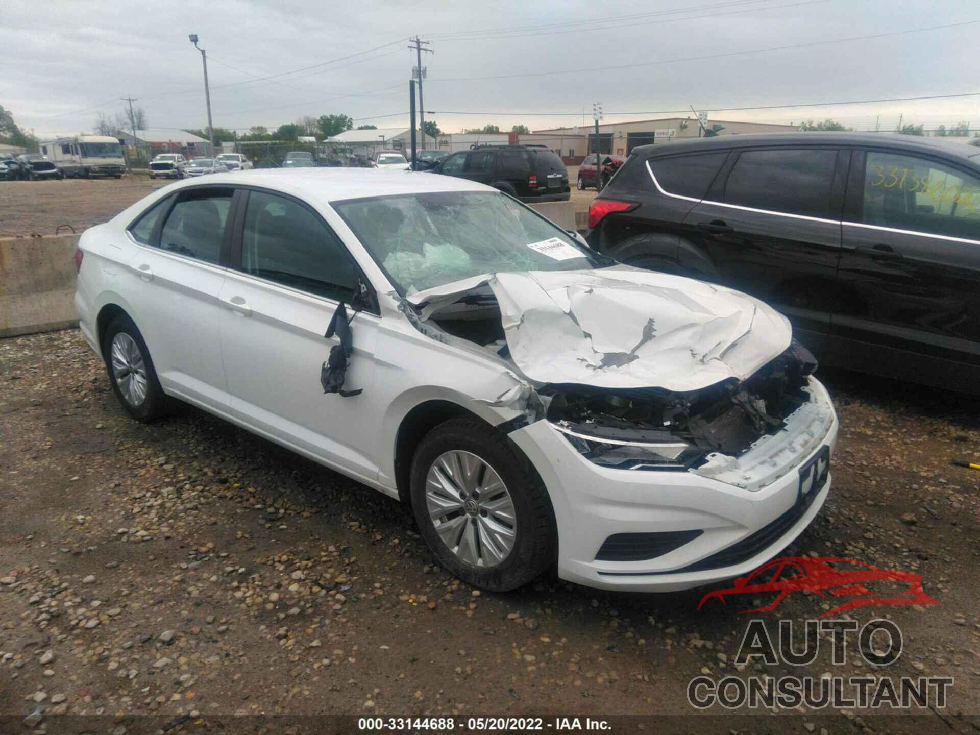 VOLKSWAGEN JETTA 2019 - 3VWN57BU7KM026804