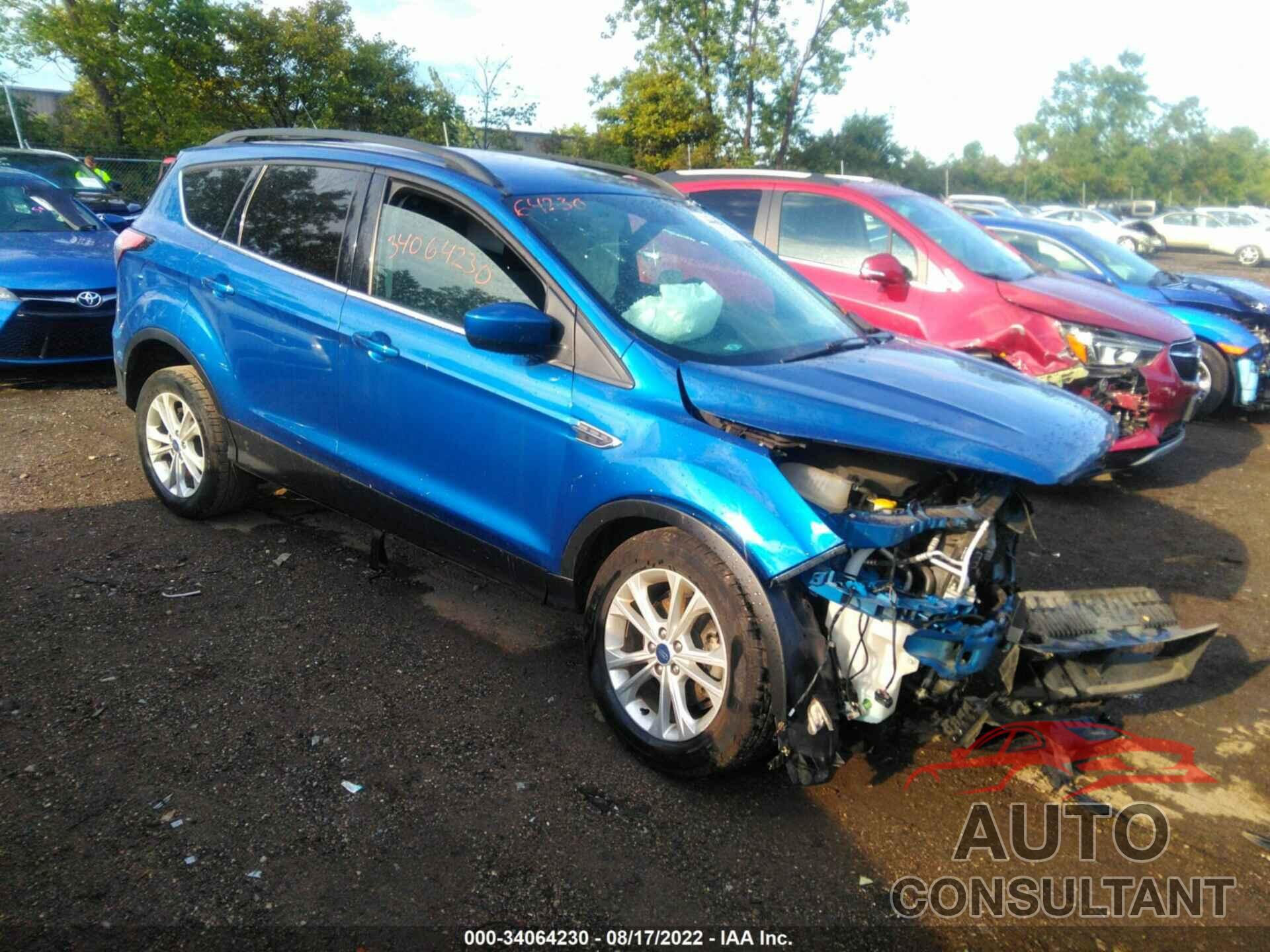 FORD ESCAPE 2018 - 1FMCU0GD4JUB82267