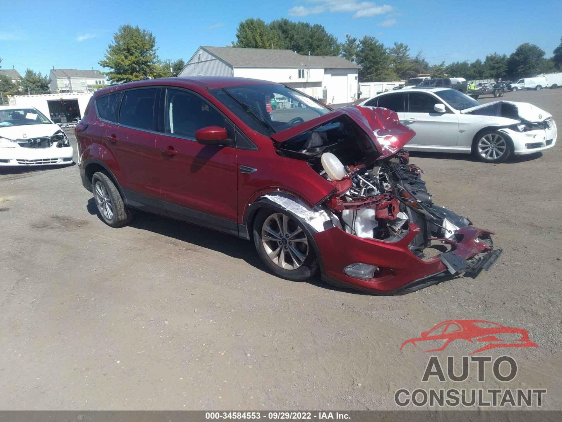 FORD ESCAPE 2019 - 1FMCU0GD2KUB19248