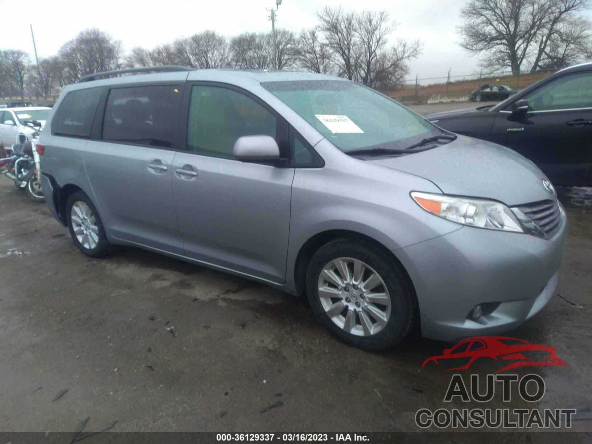 TOYOTA SIENNA 2015 - 5TDDK3DCXFS094847