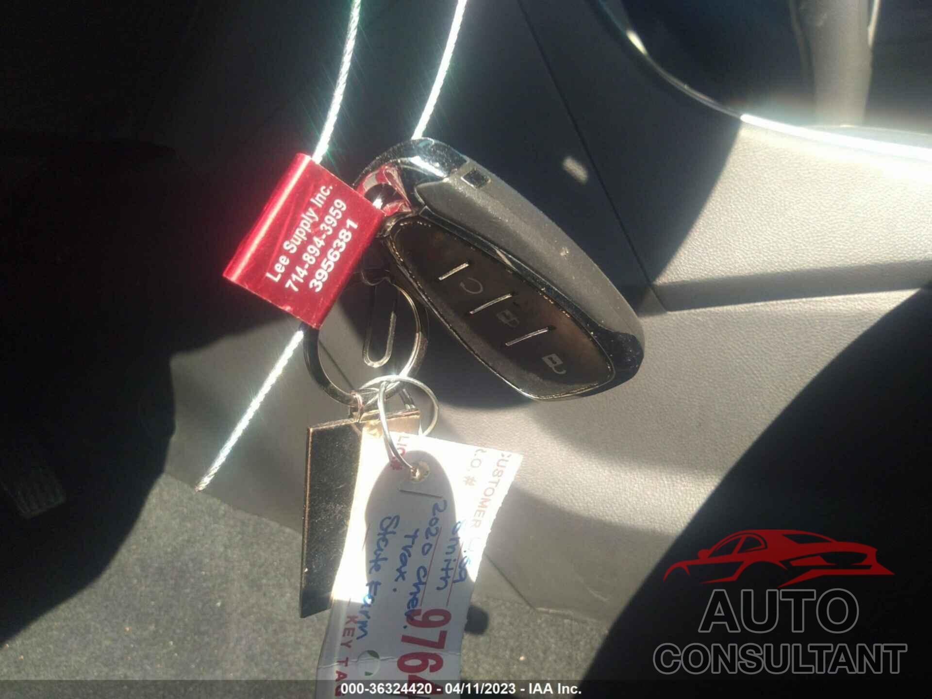 CHEVROLET TRAX 2020 - KL7CJLSB2LB006754