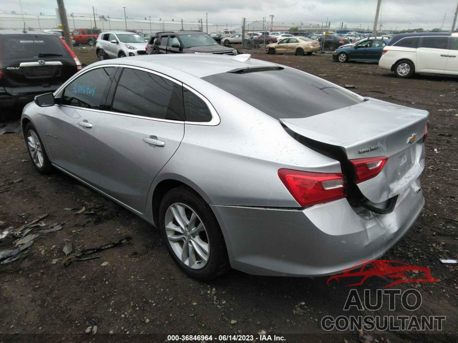 CHEVROLET MALIBU 2017 - 1G1ZE5ST3HF282343