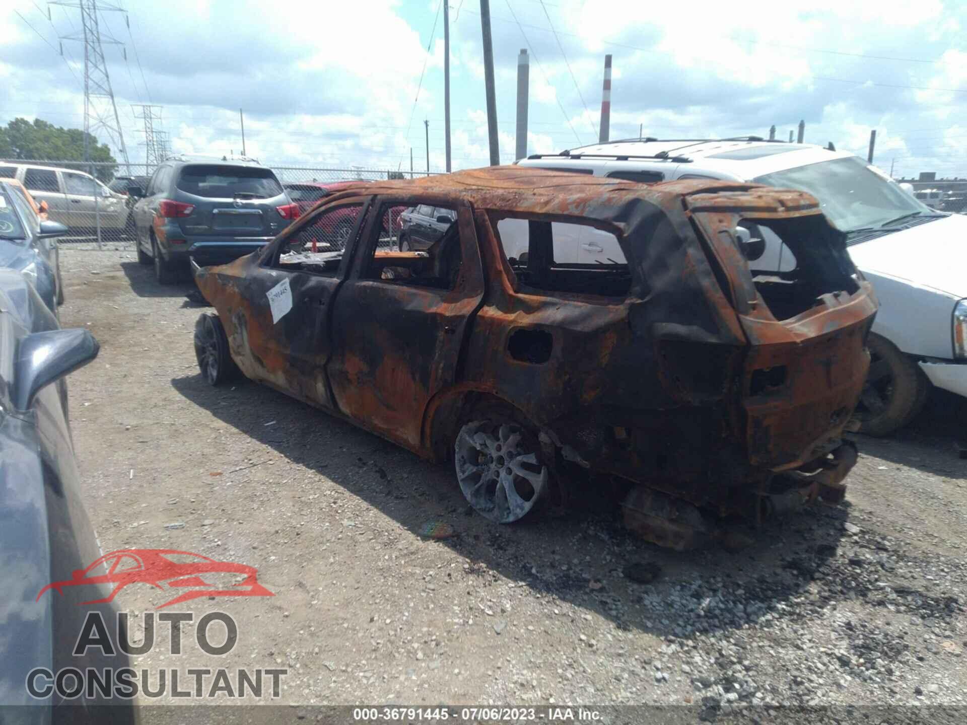DODGE DURANGO 2021 - 1C4RDJDGXMC611408