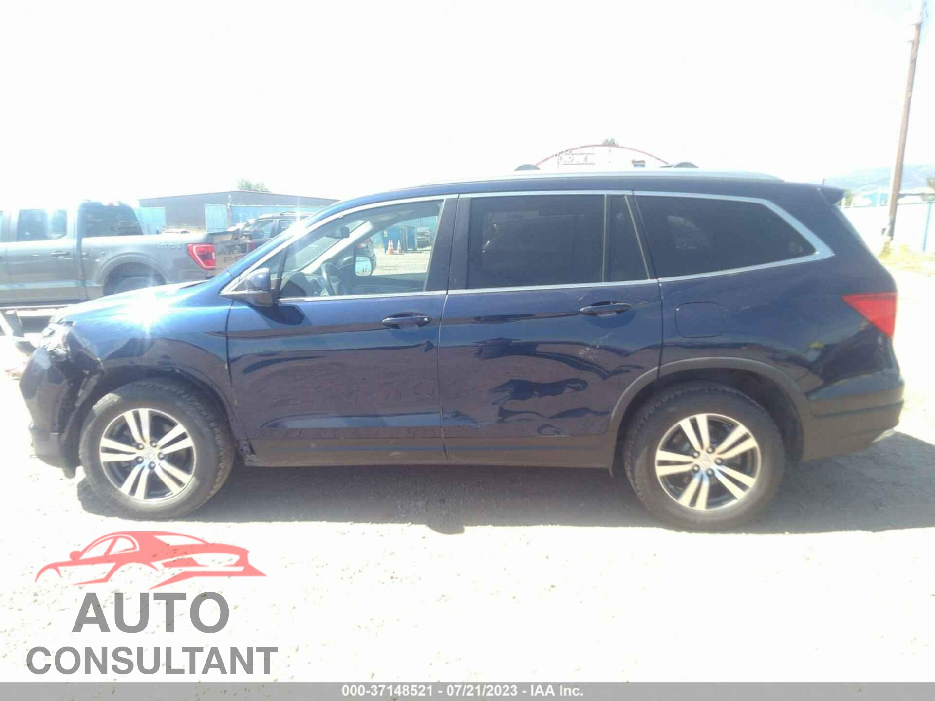 HONDA PILOT 2017 - 5FNYF6H72HB012024