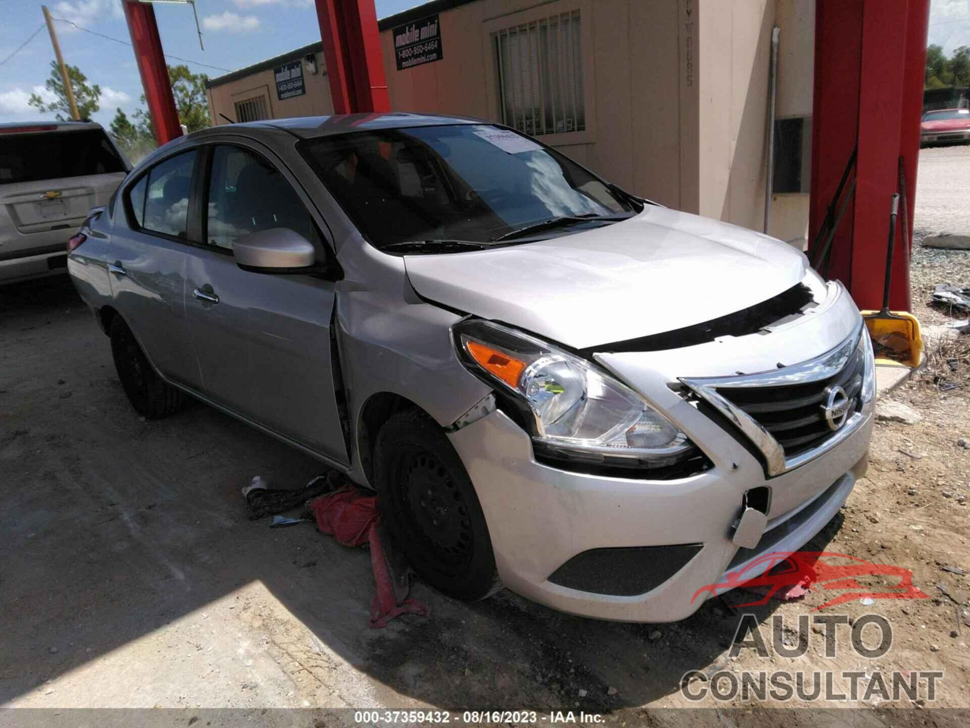 NISSAN VERSA 2017 - 3N1CN7AP1HK420392