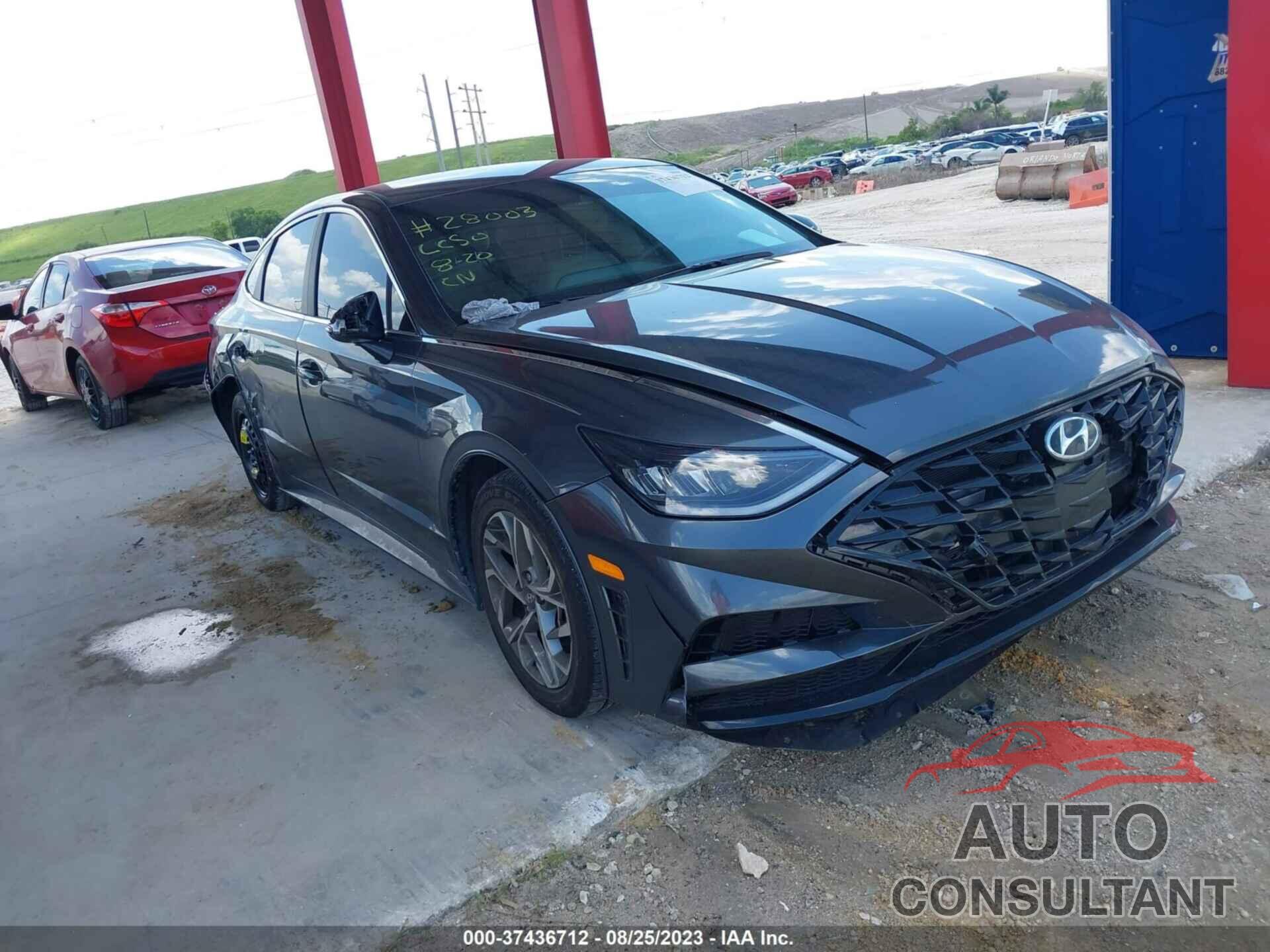 HYUNDAI SONATA 2023 - KMHL64JA7PA256291