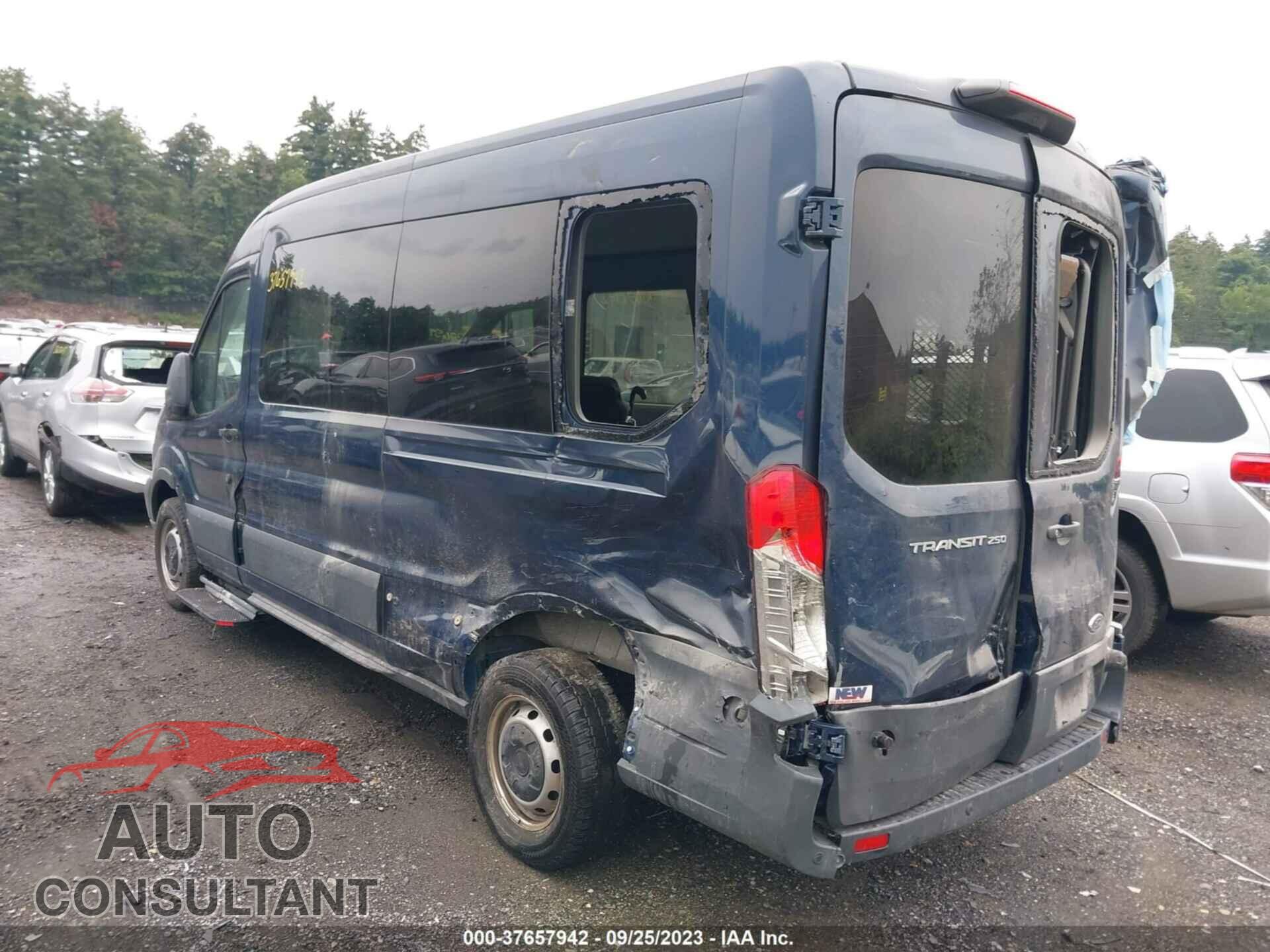 FORD TRANSIT-250 2018 - 1FTYR2CM2JKA97064