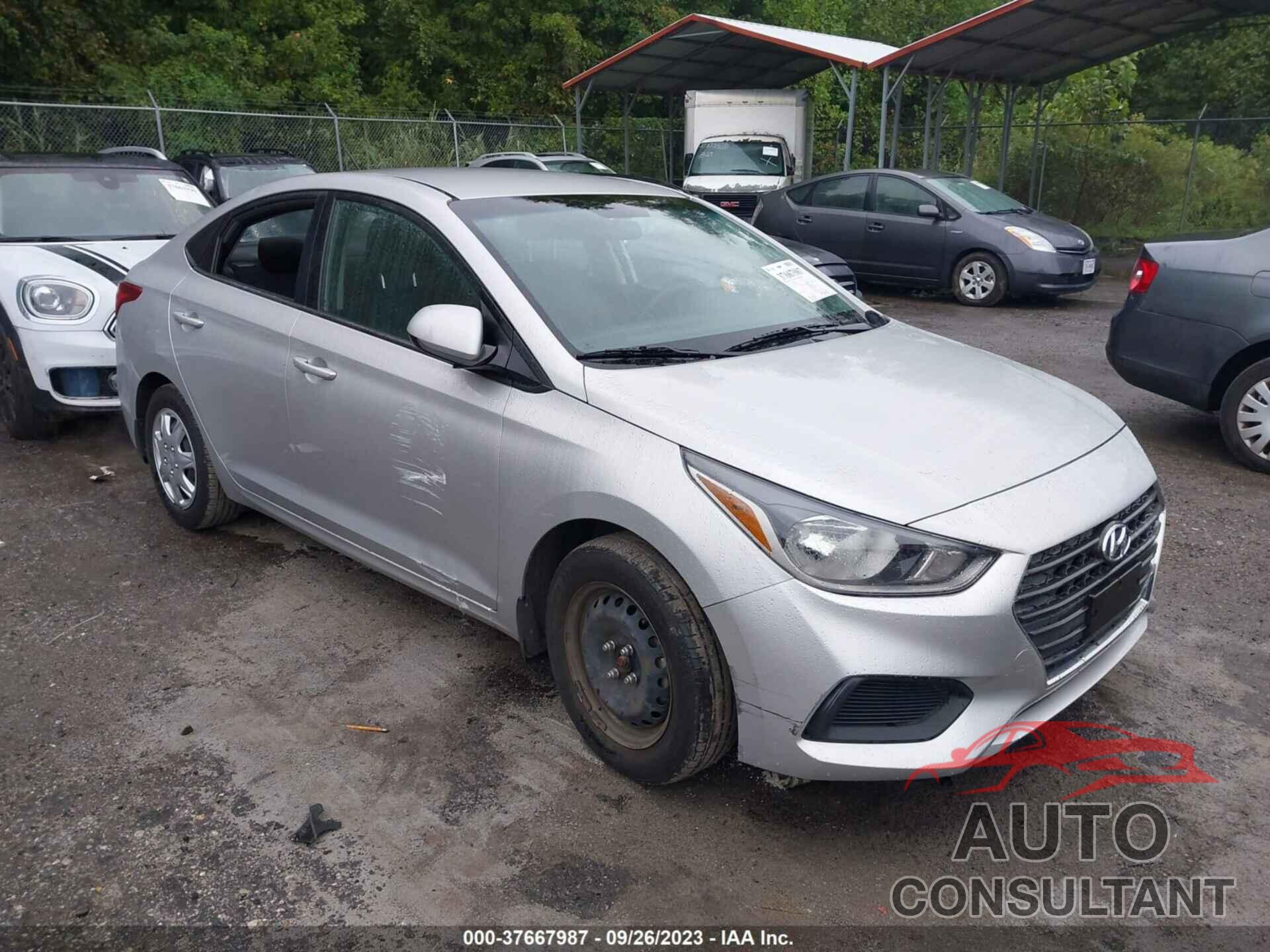 HYUNDAI ACCENT 2018 - 3KPC24A31JE033329