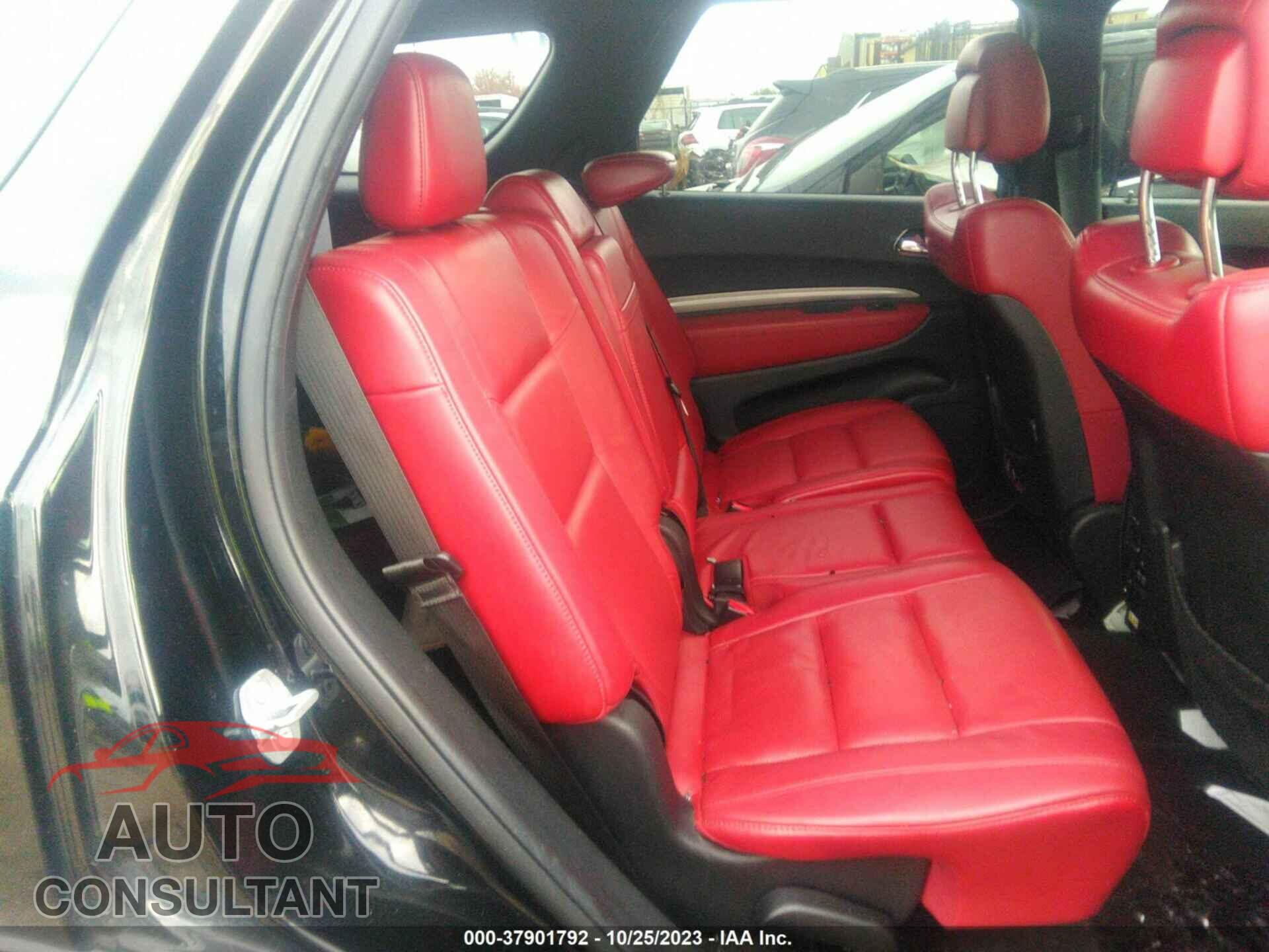 DODGE DURANGO 2018 - 1C4SDJCT8JC439455