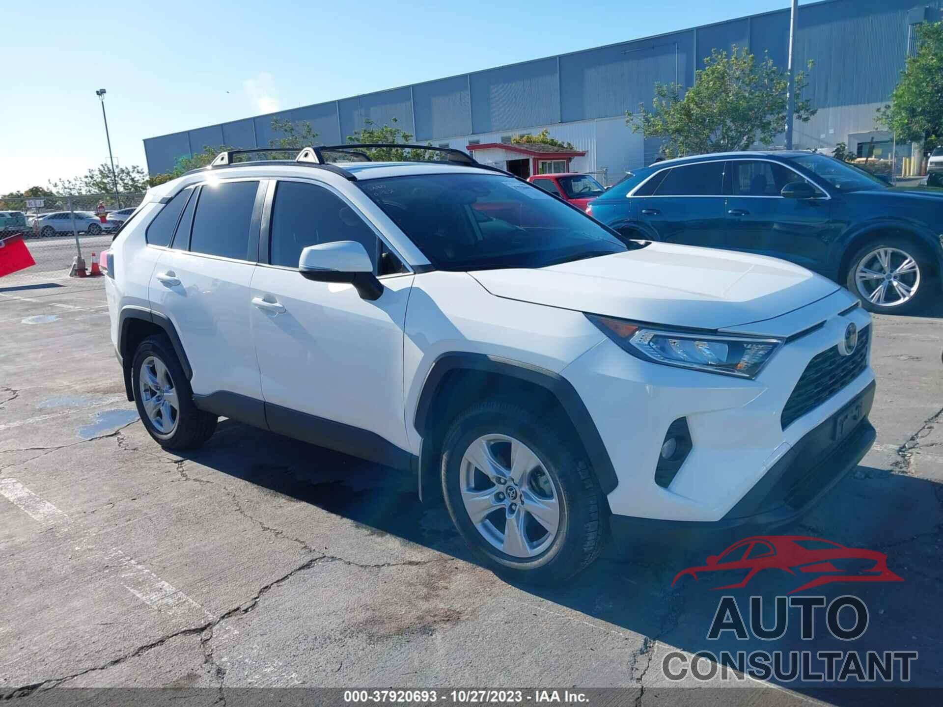 TOYOTA RAV4 2019 - JTMP1RFV0KD022367