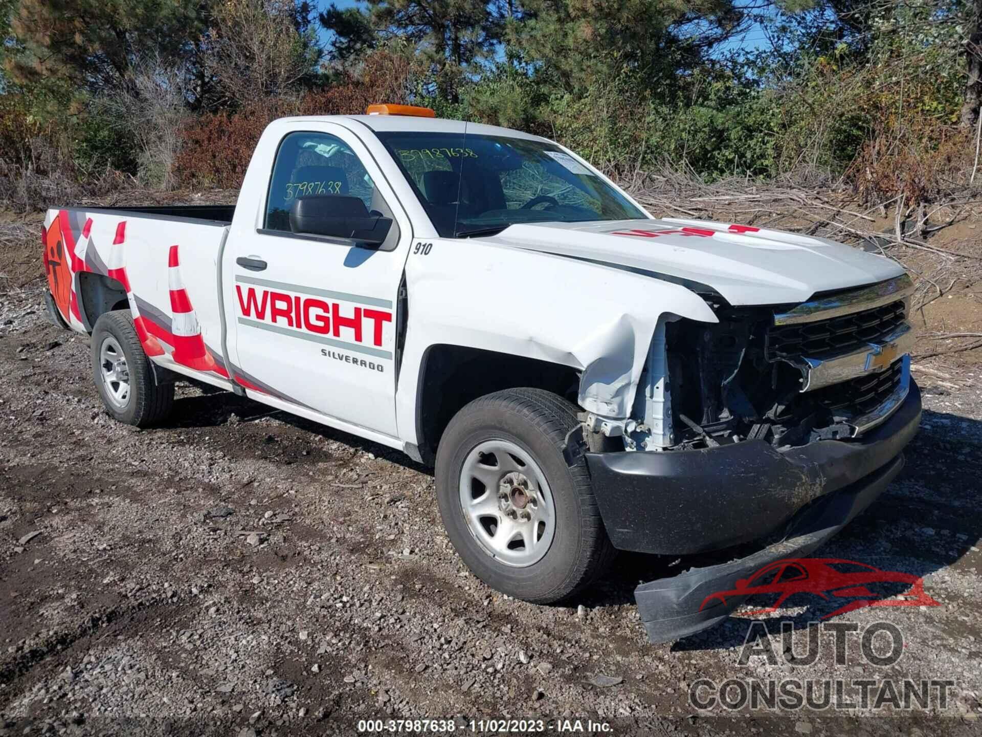 CHEVROLET SILVERADO 1500 2018 - 1GCNCNEH9JZ364035