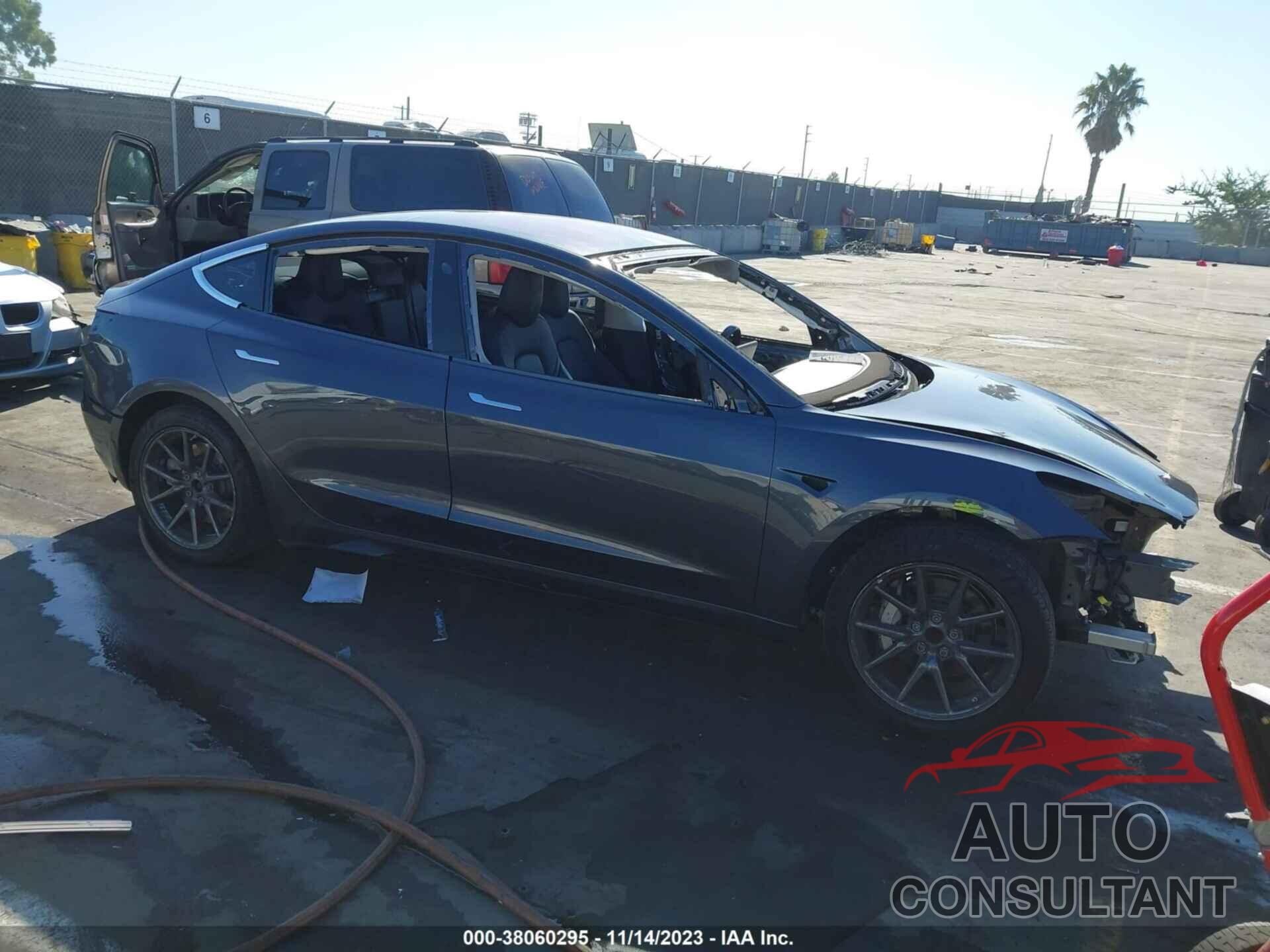 TESLA MODEL 3 2019 - 5YJ3E1EA1KF307459