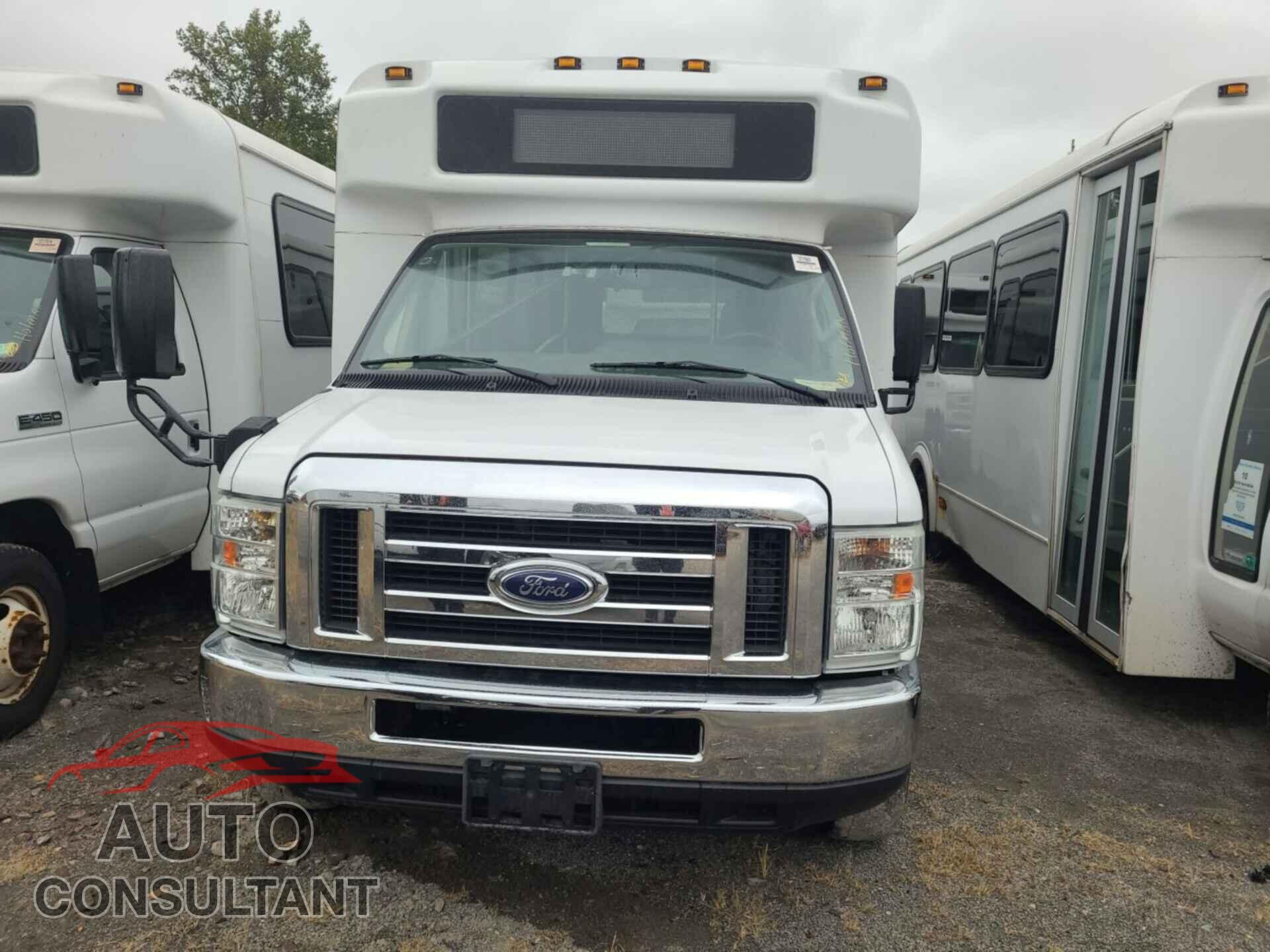 FORD E-450 CUTAWAY 2017 - 1FDFE4FS4HDC32001