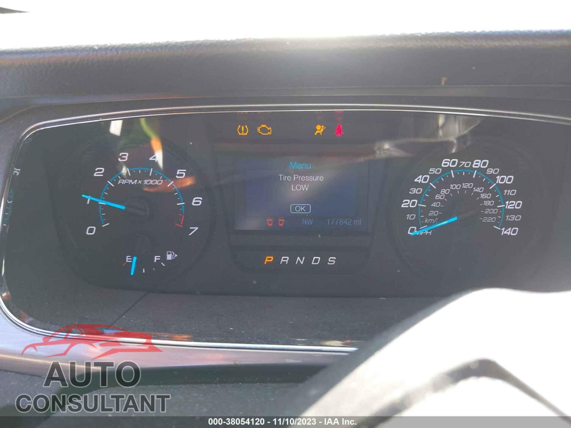 FORD TAURUS 2016 - 1FAHP2E93GG109903