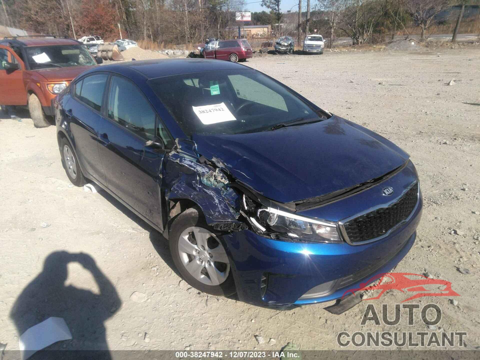 KIA FORTE 2018 - 3KPFK4A79JE259084