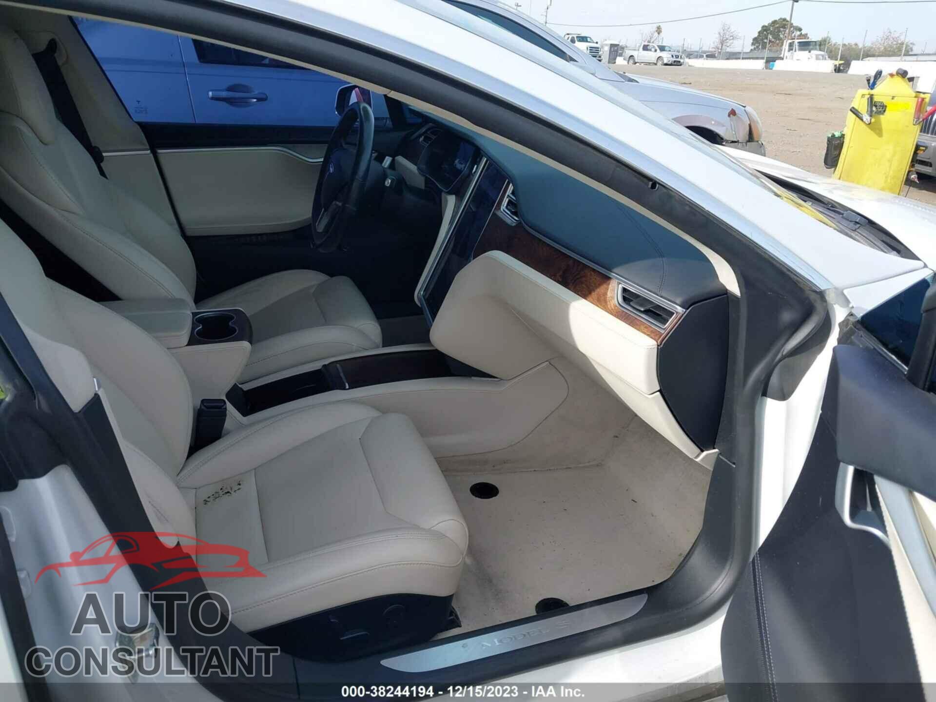 TESLA MODEL S 2018 - 5YJSA1E23JF244265