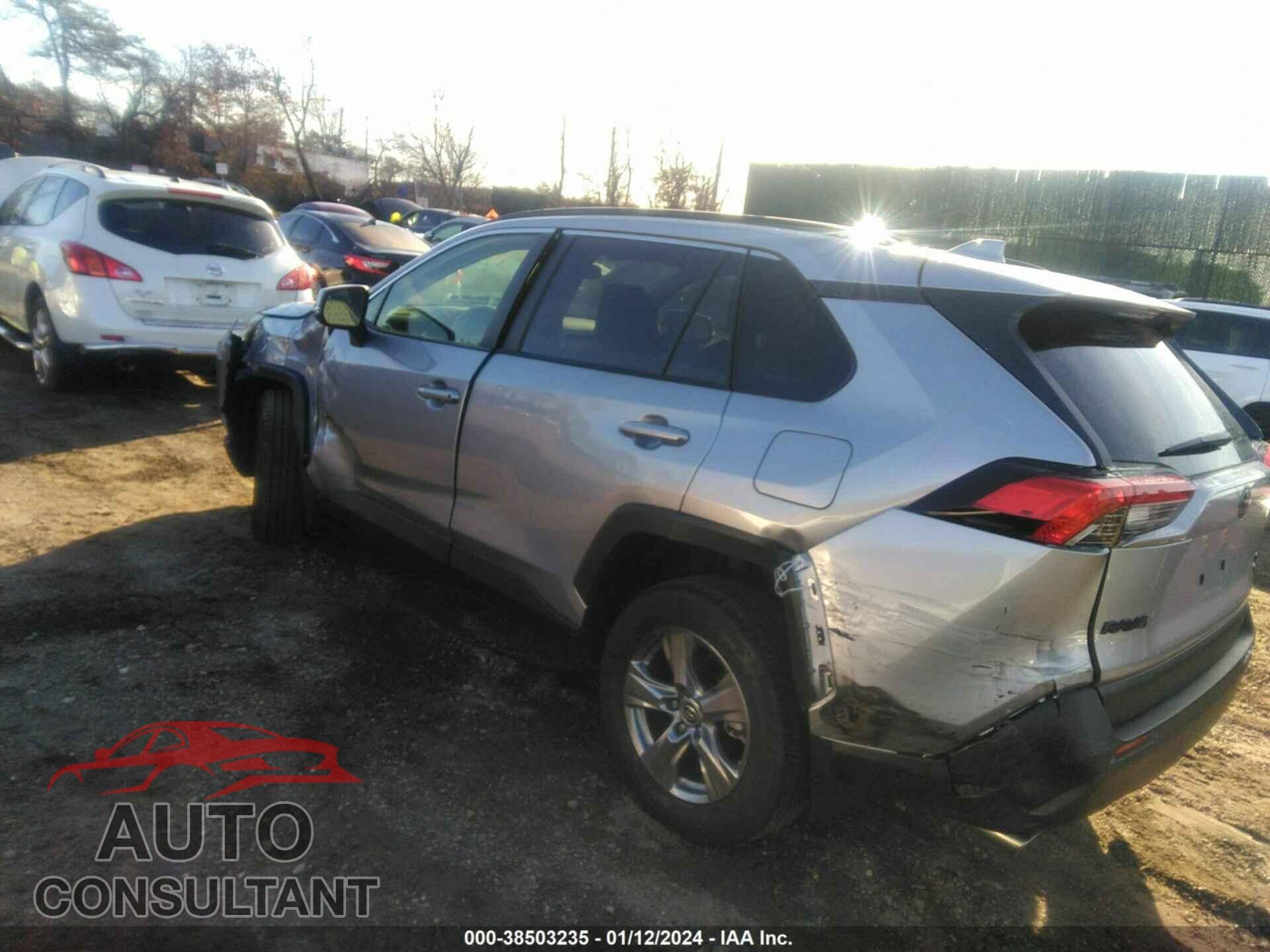 TOYOTA RAV4 2023 - JTMP1RFV0PD093737