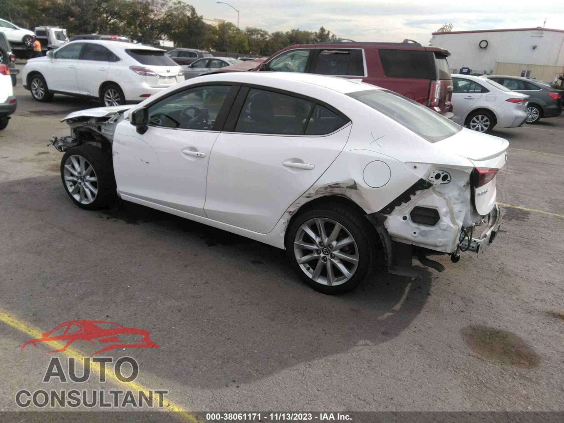 MAZDA 3 2017 - 3MZBN1W37HM128775