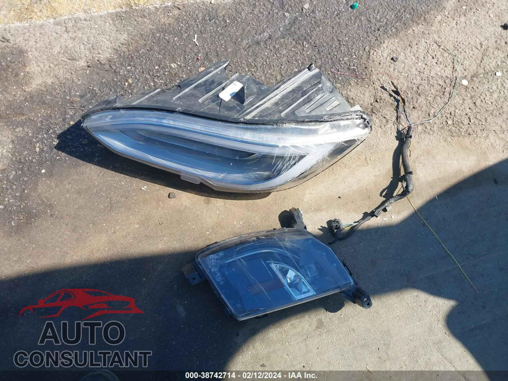 TESLA MODEL S 2017 - 5YJSA1E22HF181203