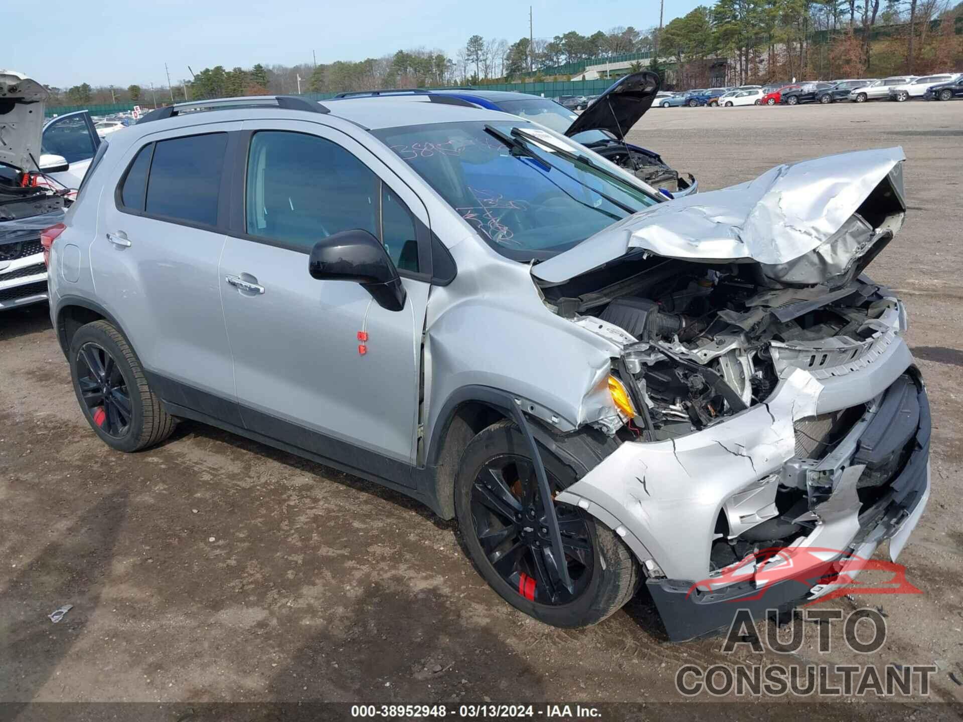 CHEVROLET TRAX 2019 - 3GNCJLSB5KL256044