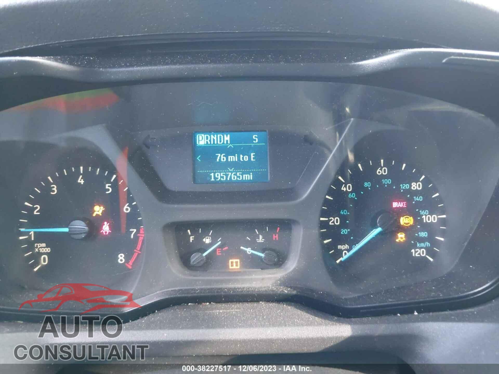 FORD TRANSIT 2018 - 1FTYR2CM7JKA00571