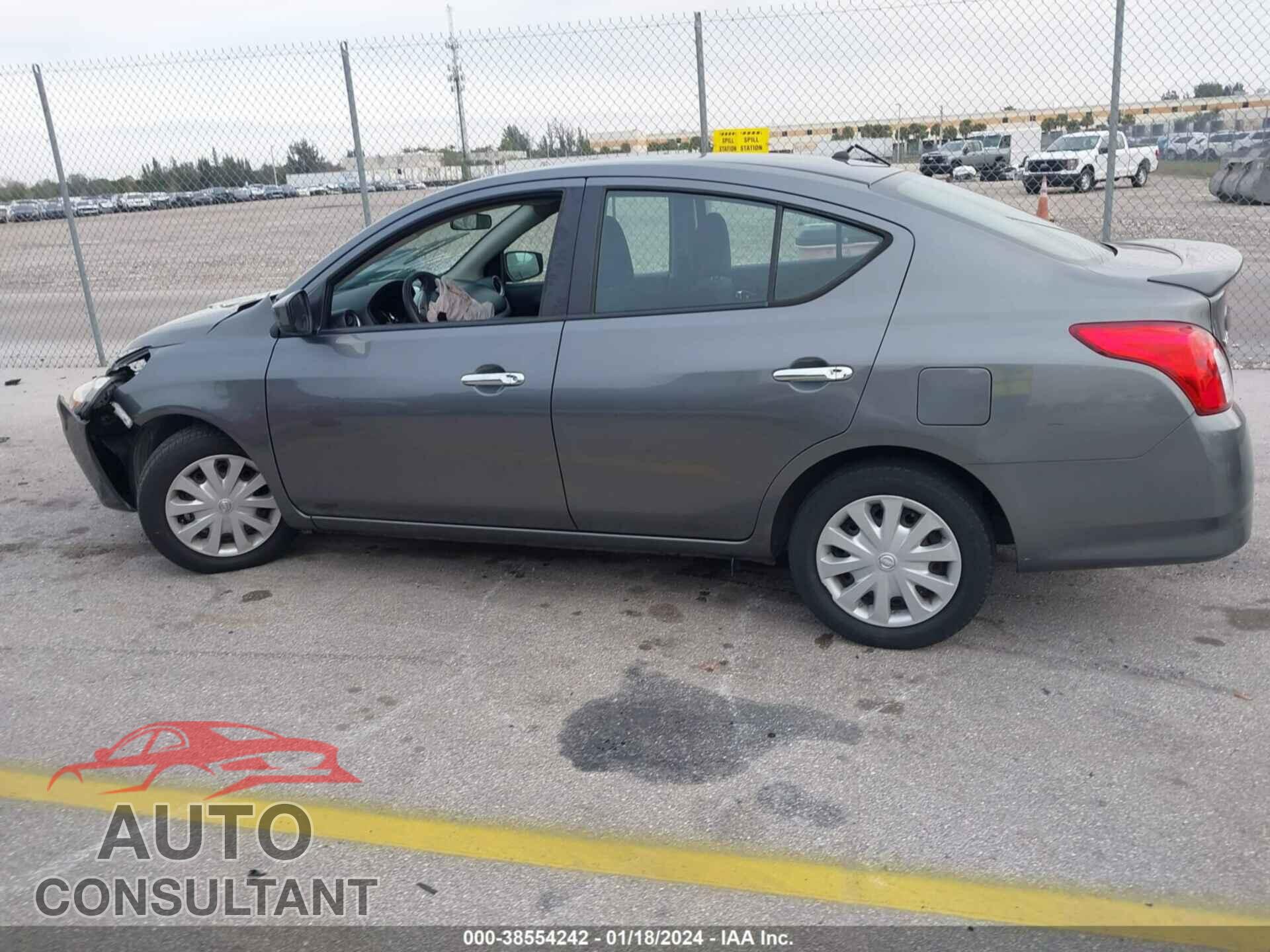 NISSAN VERSA 2017 - 3N1CN7AP2HL844030
