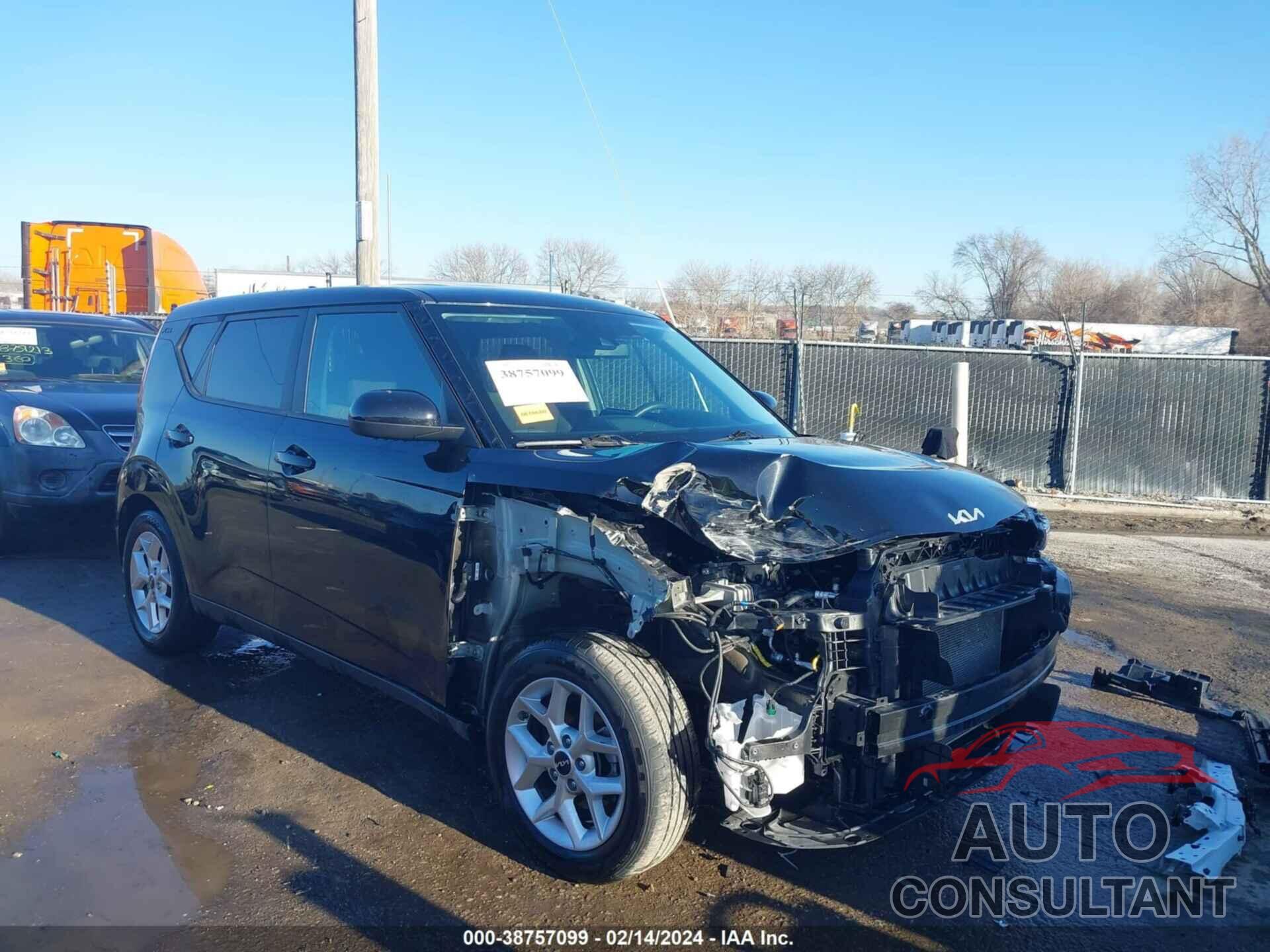 KIA SOUL 2022 - KNDJ23AU4N7184083