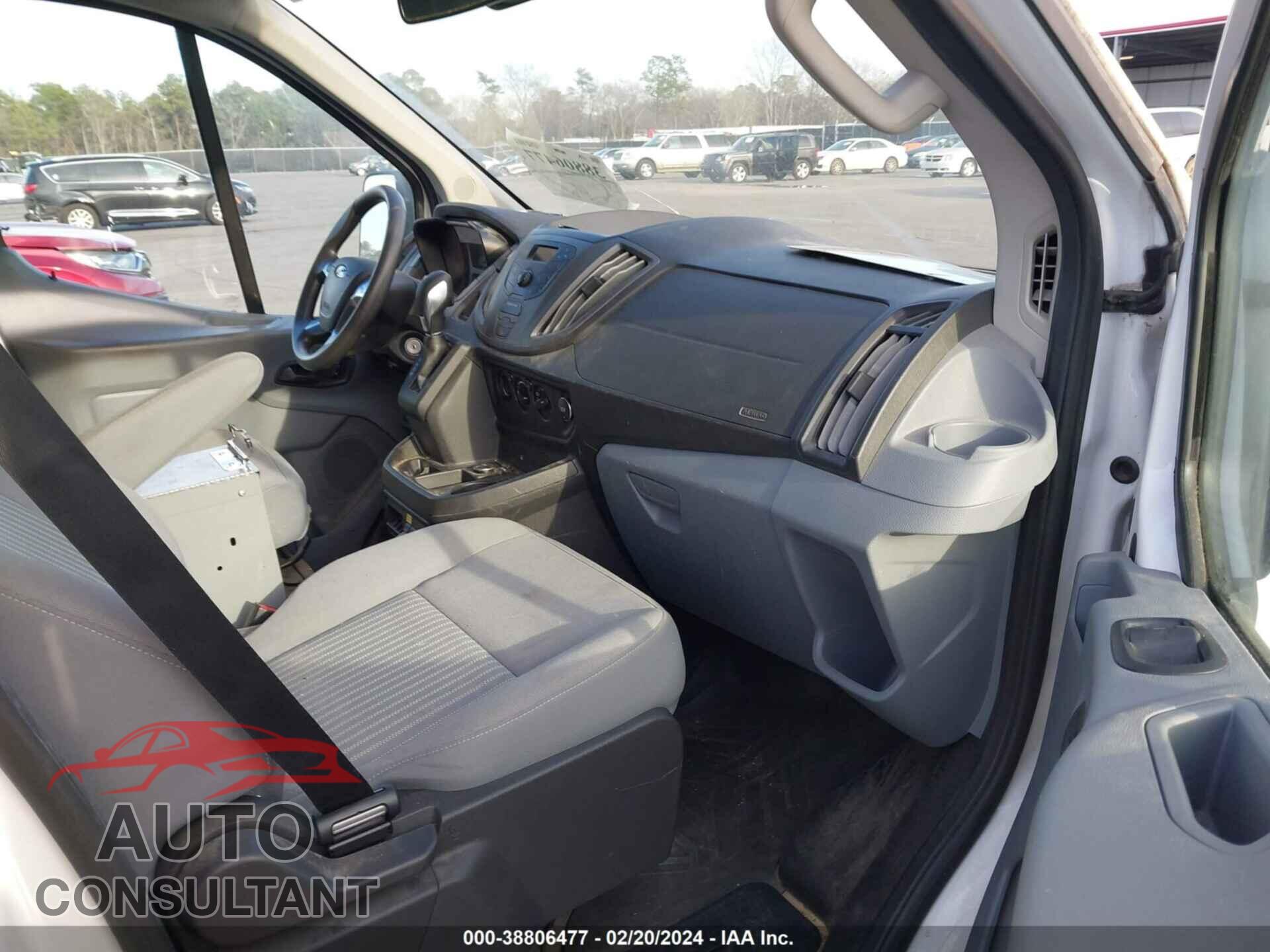 FORD TRANSIT-250 2017 - 1FTYR2YM7HKB55060