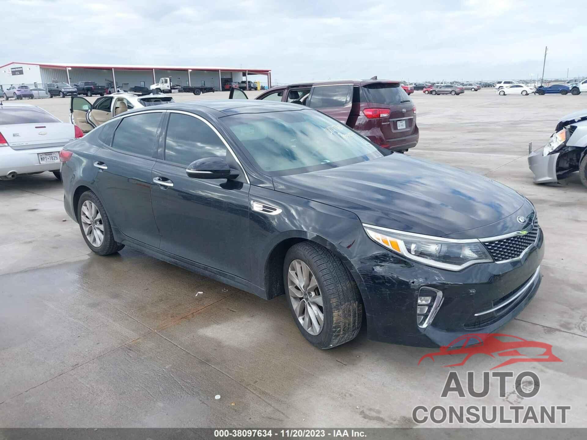 KIA OPTIMA 2018 - 5XXGT4L30JG241172