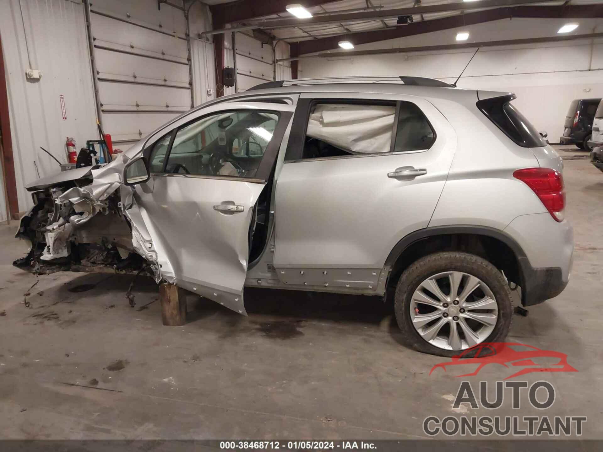 CHEVROLET TRAX 2020 - 3GNCJMSB0LL145456