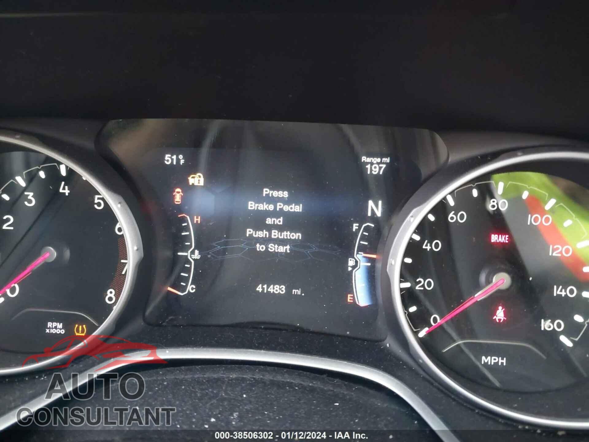 JEEP COMPASS 2018 - 3C4NJDBB2JT104146