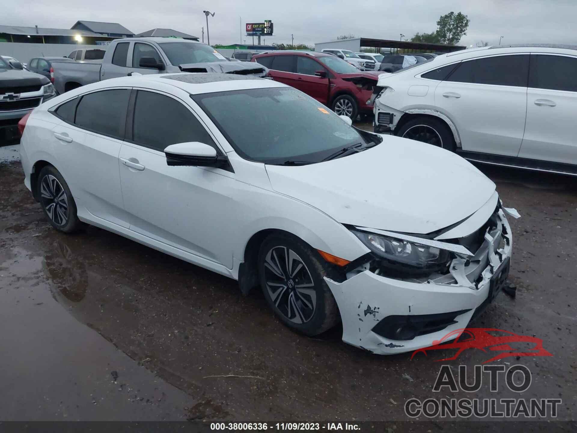 HONDA CIVIC 2018 - JHMFC1F77JX040322