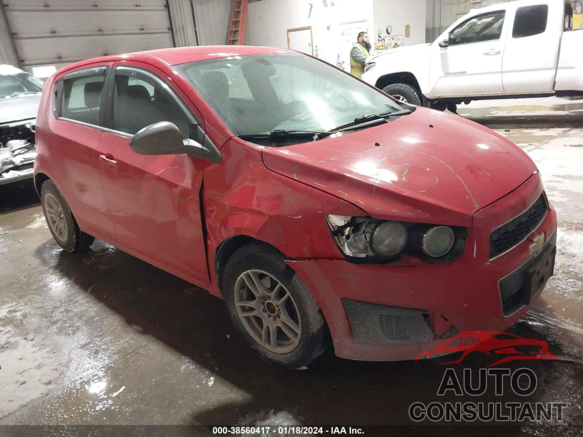 CHEVROLET SONIC 2016 - 1G1JC6SB2G4166755