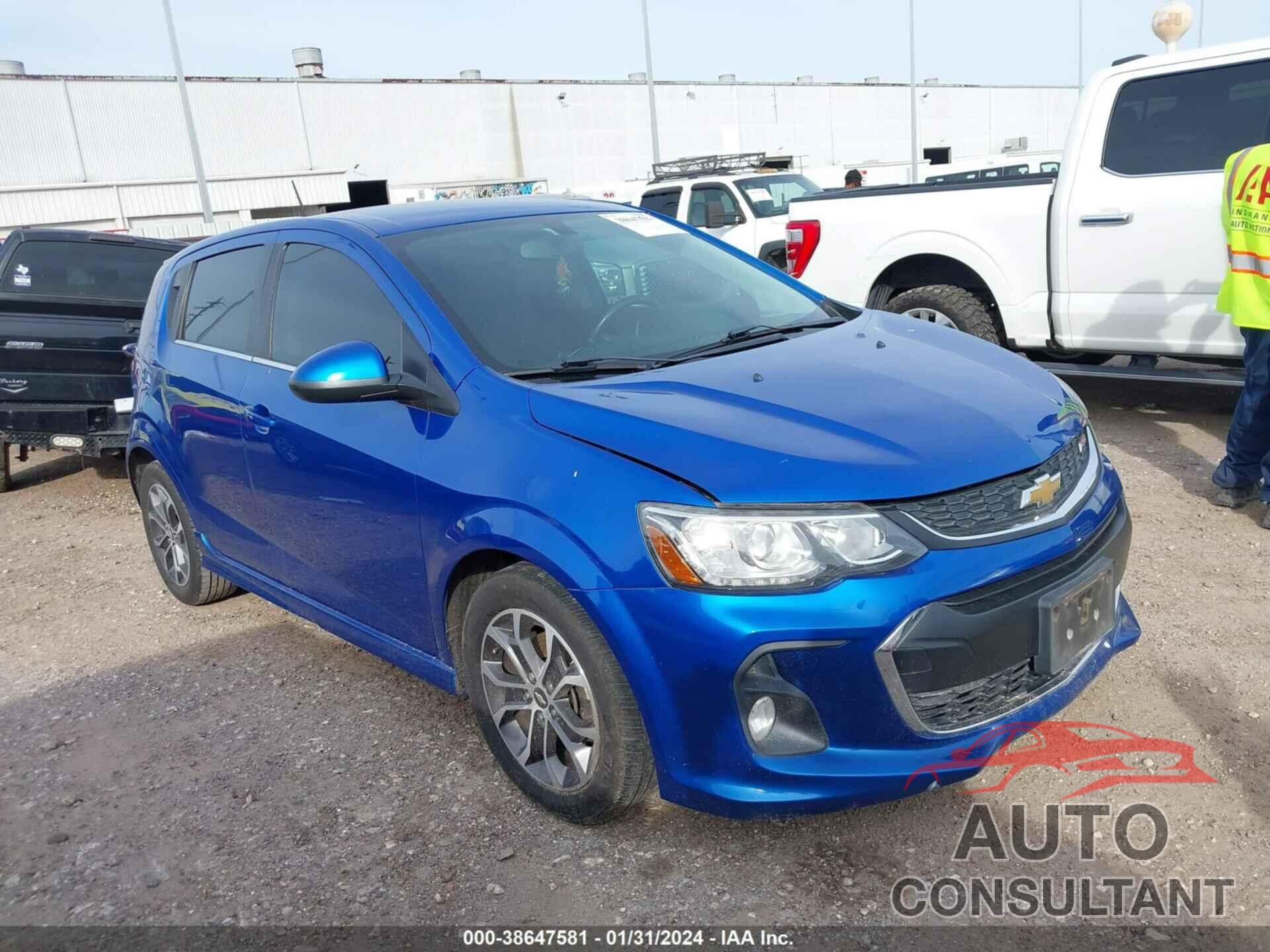 CHEVROLET SONIC 2017 - 1G1JD6SH6H4101409