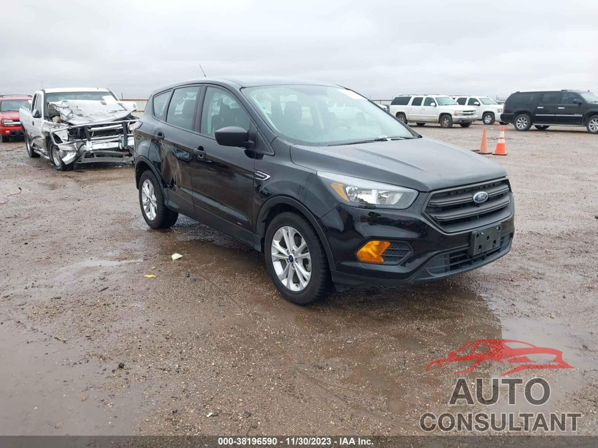FORD ESCAPE 2018 - 1FMCU0F70JUA54541