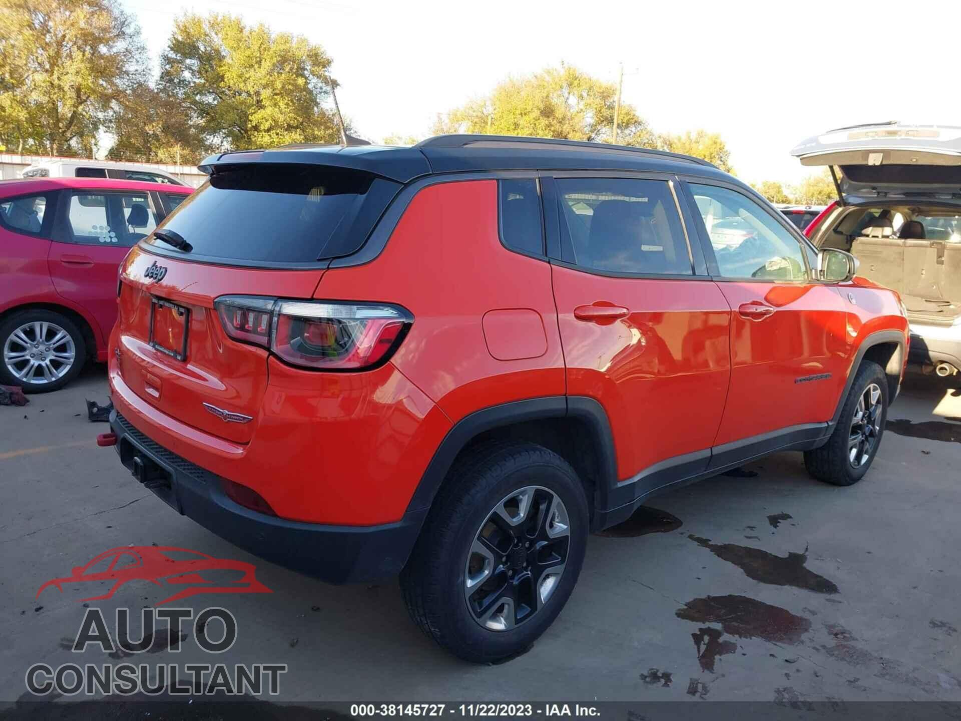 JEEP COMPASS 2018 - 3C4NJDDB5JT366580