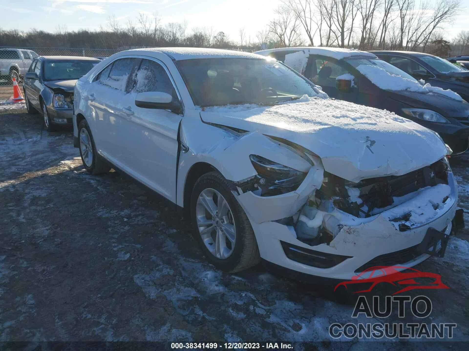 FORD TAURUS 2018 - 1FAHP2E86JG113751