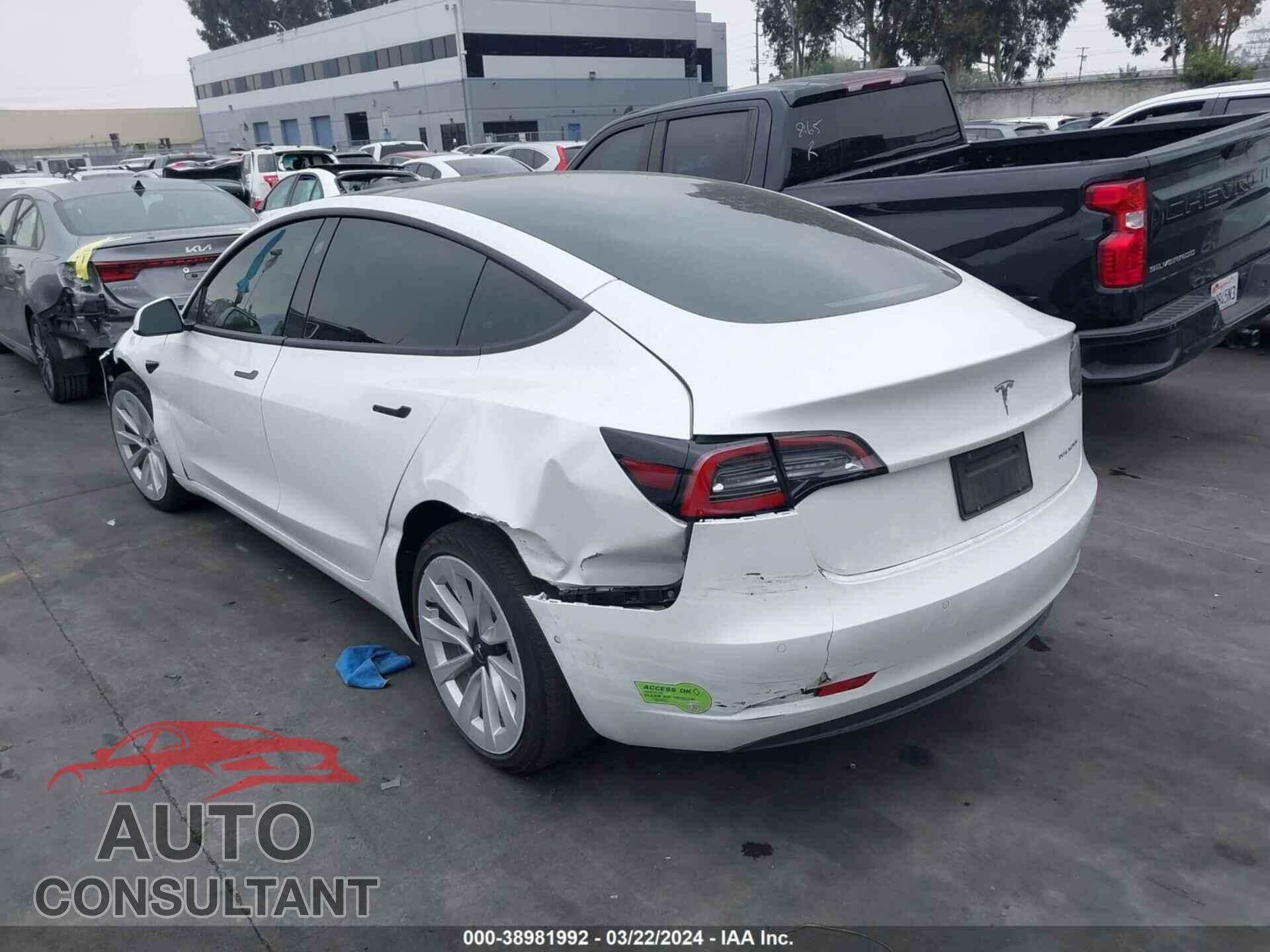TESLA MODEL 3 2022 - 5YJ3E1EB4NF267911