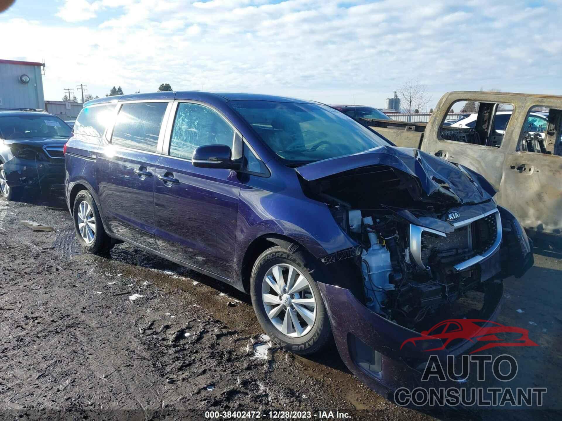 KIA SEDONA 2018 - KNDMB5C18J6389353