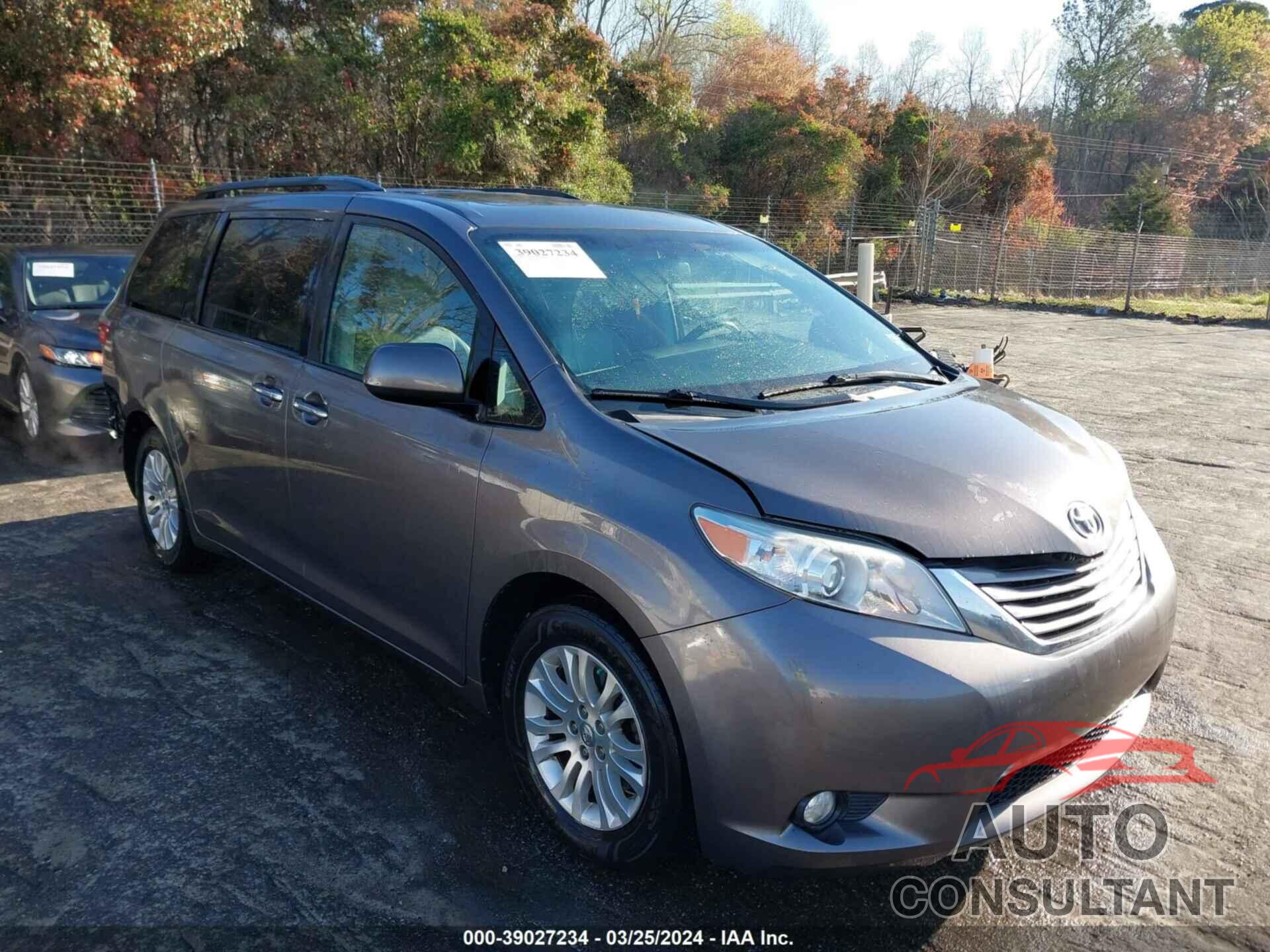 TOYOTA SIENNA 2017 - 5TDYZ3DC5HS792993